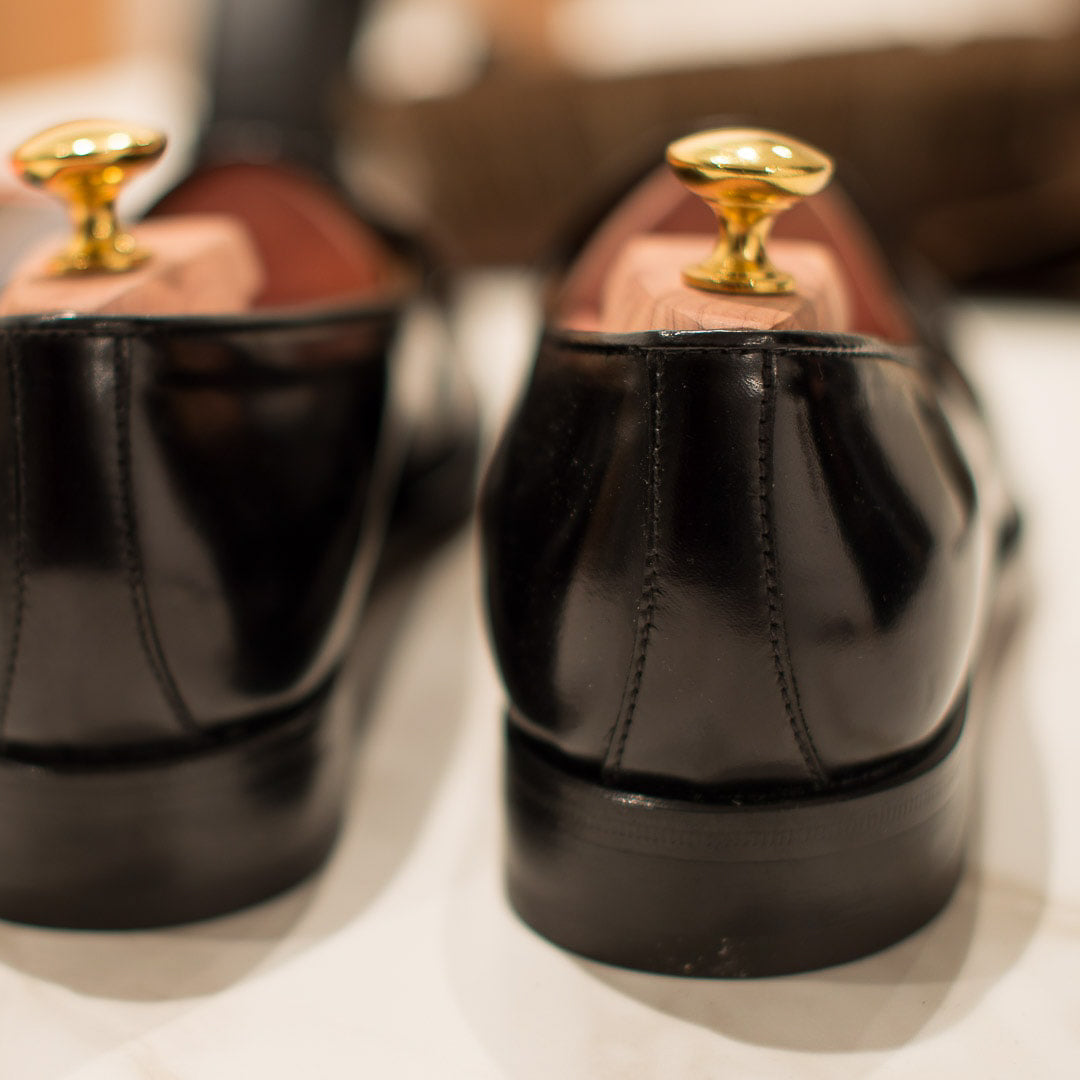 Vellano Ashmoor Black Leather Classic Loafers