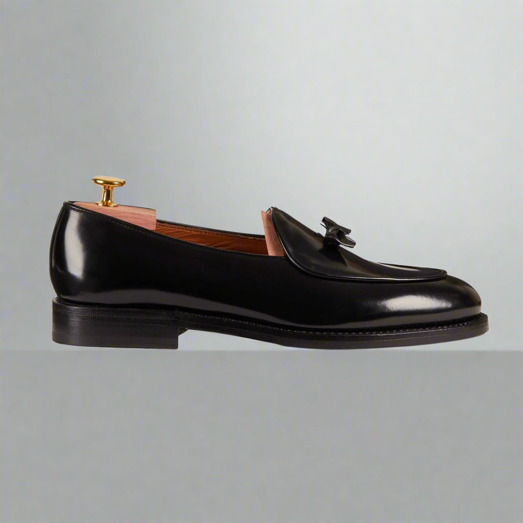 Vellano Ashmoor Black Leather Classic Loafers