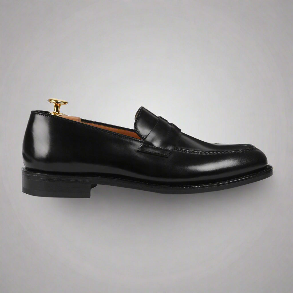 Vellano Eldwyne Black Cordovan Tapered Loafers