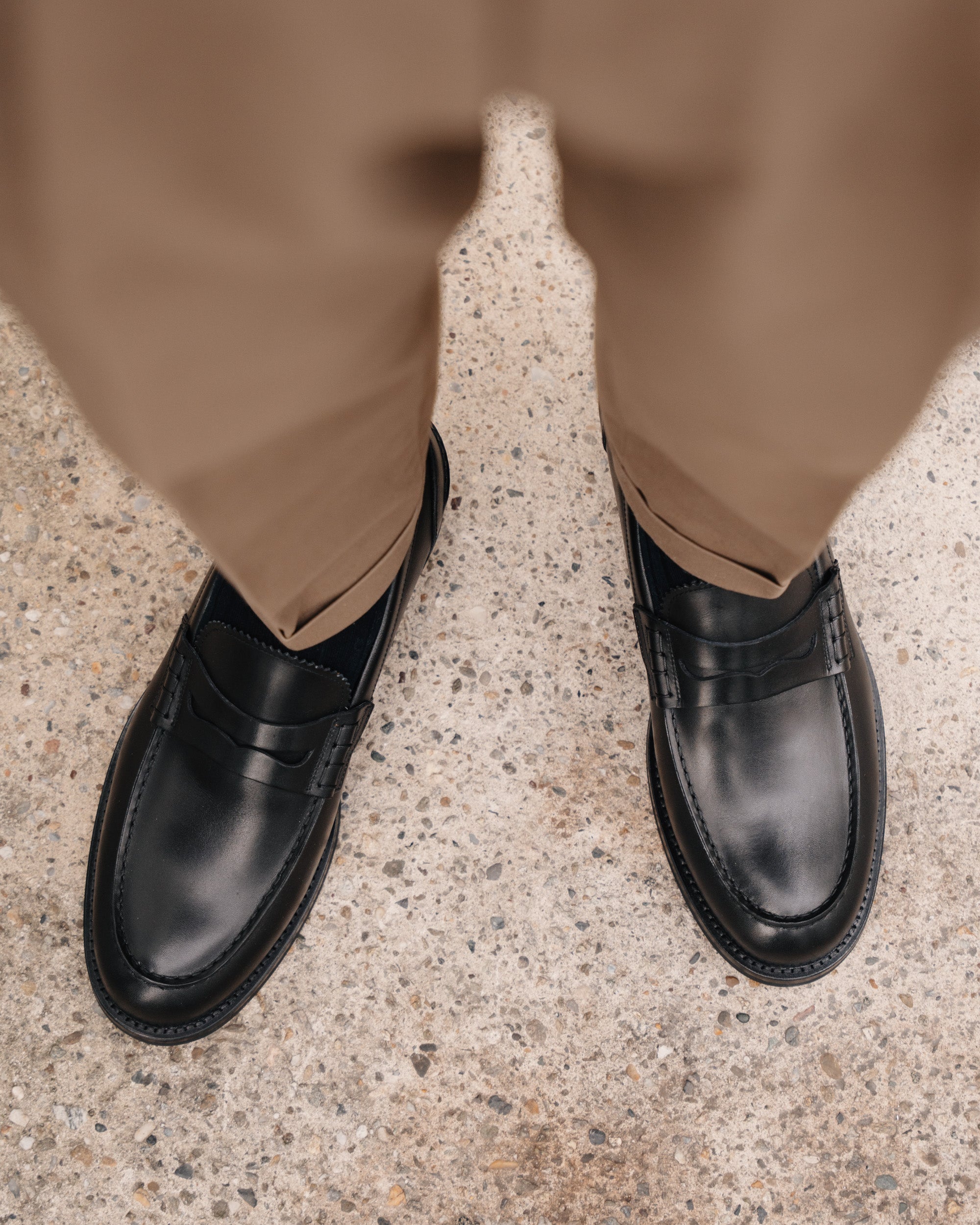 Vellano Harrowmere Black Penny Loafers with Signature Stitch Detail