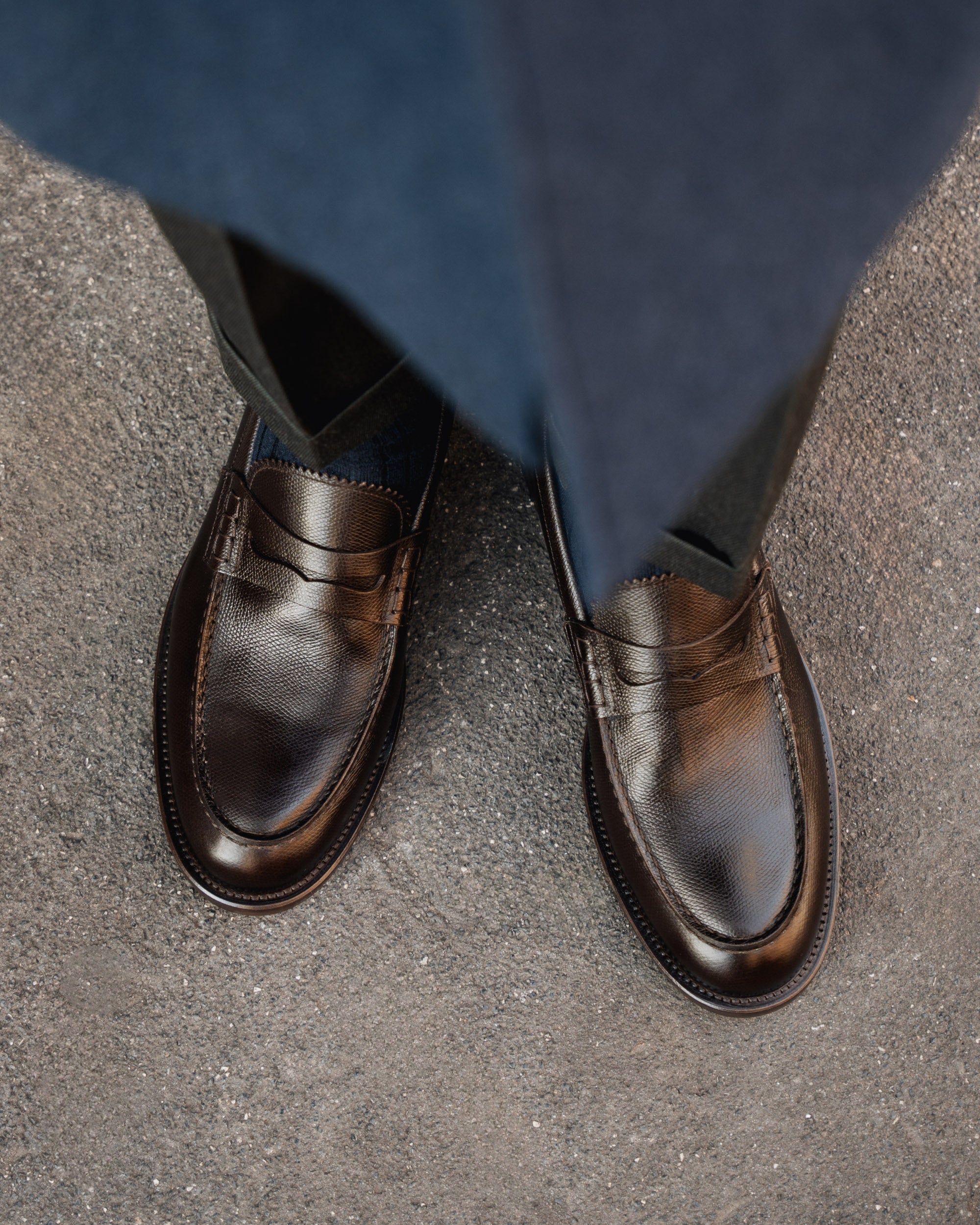 Vellano Harrowmere Tumbled Leather Penny Loafers