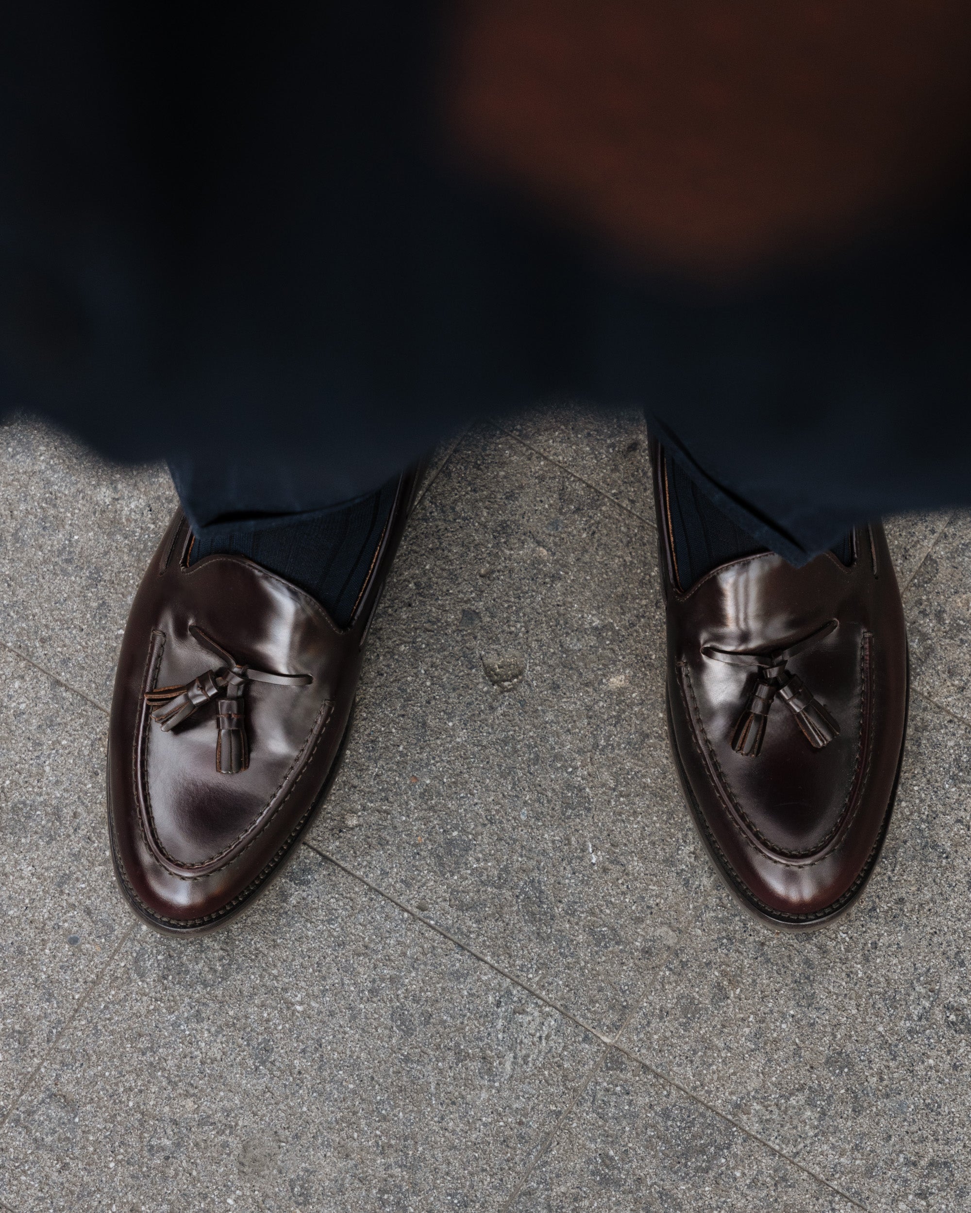 Vellano Halverton Burgundy Brown Abraded Tassel Loafers