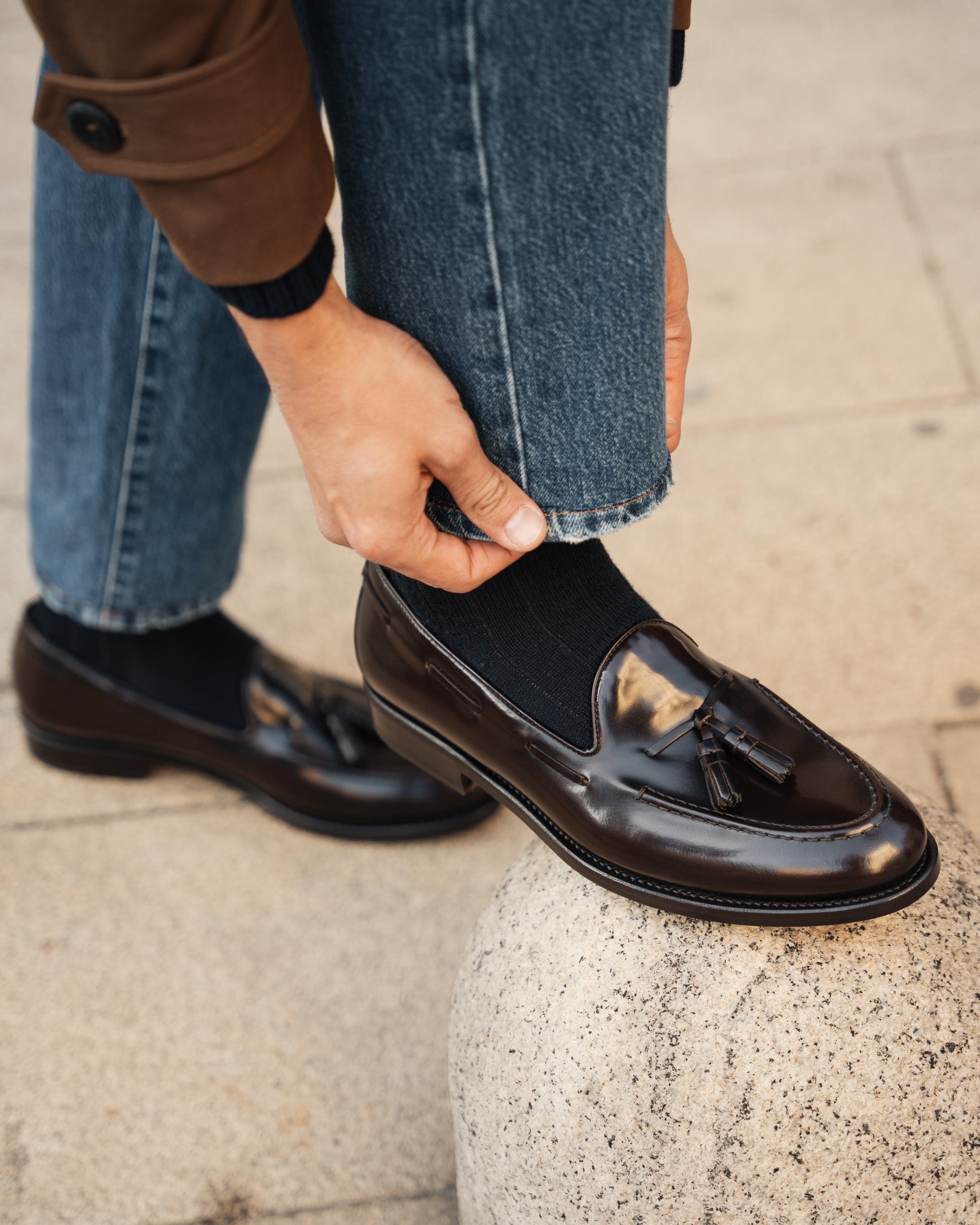 Vellano Halverton Dark Brown Tassel Loafers