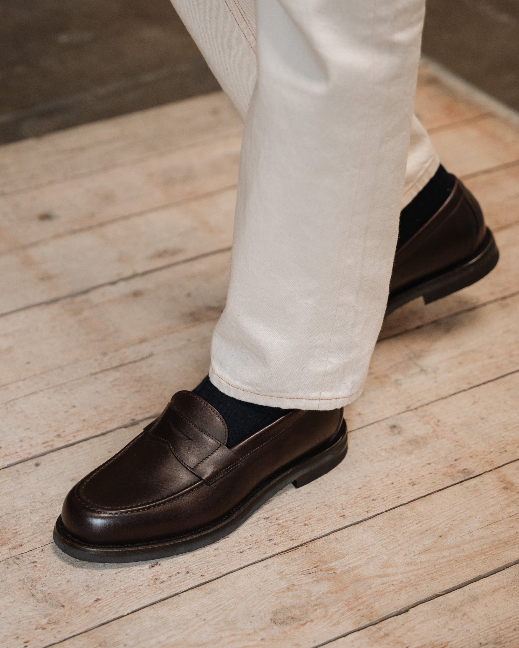 Vellano Harrowmere Greased Leather Penny Loafers Dark Brown