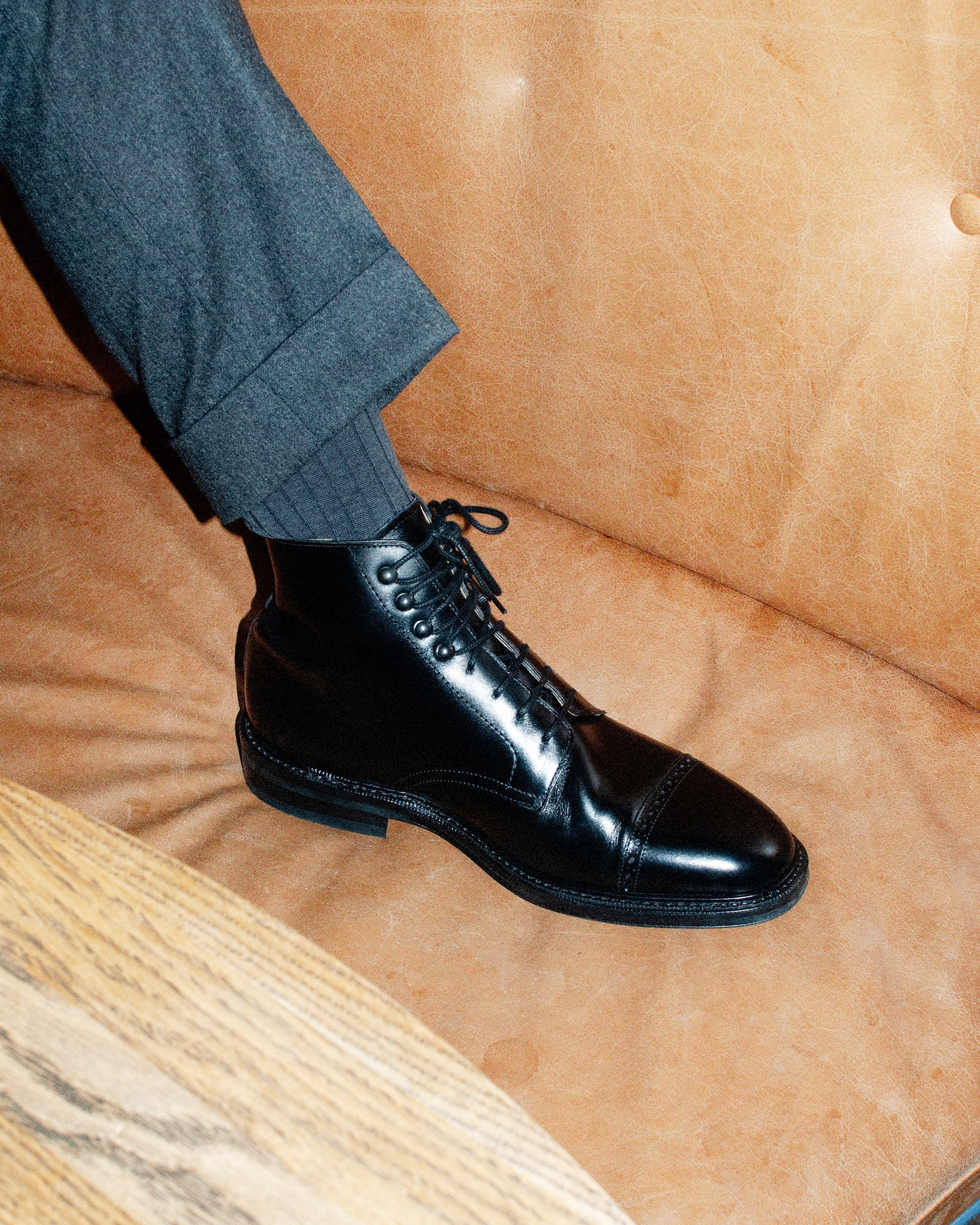 Vellano Tjarno Black Leather Boots