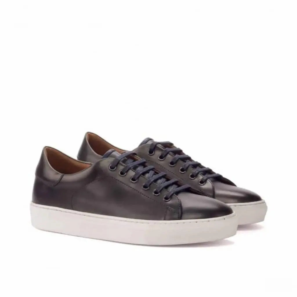 Vellano Adam Black Low Top Sneaker