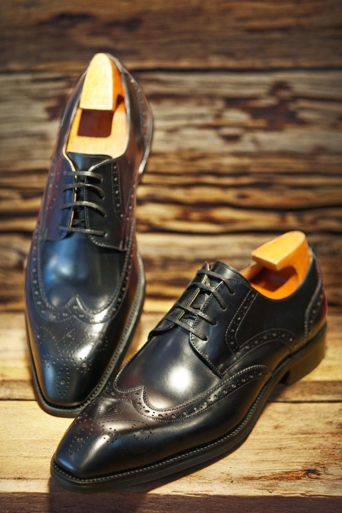 Vellano Robert Black Leather Brogue Shoes