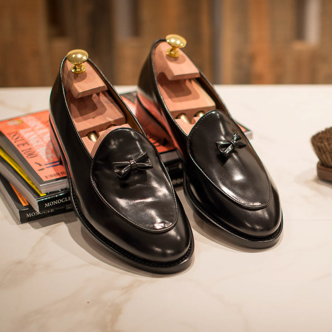 Vellano Ashmoor Black Leather Classic Loafers