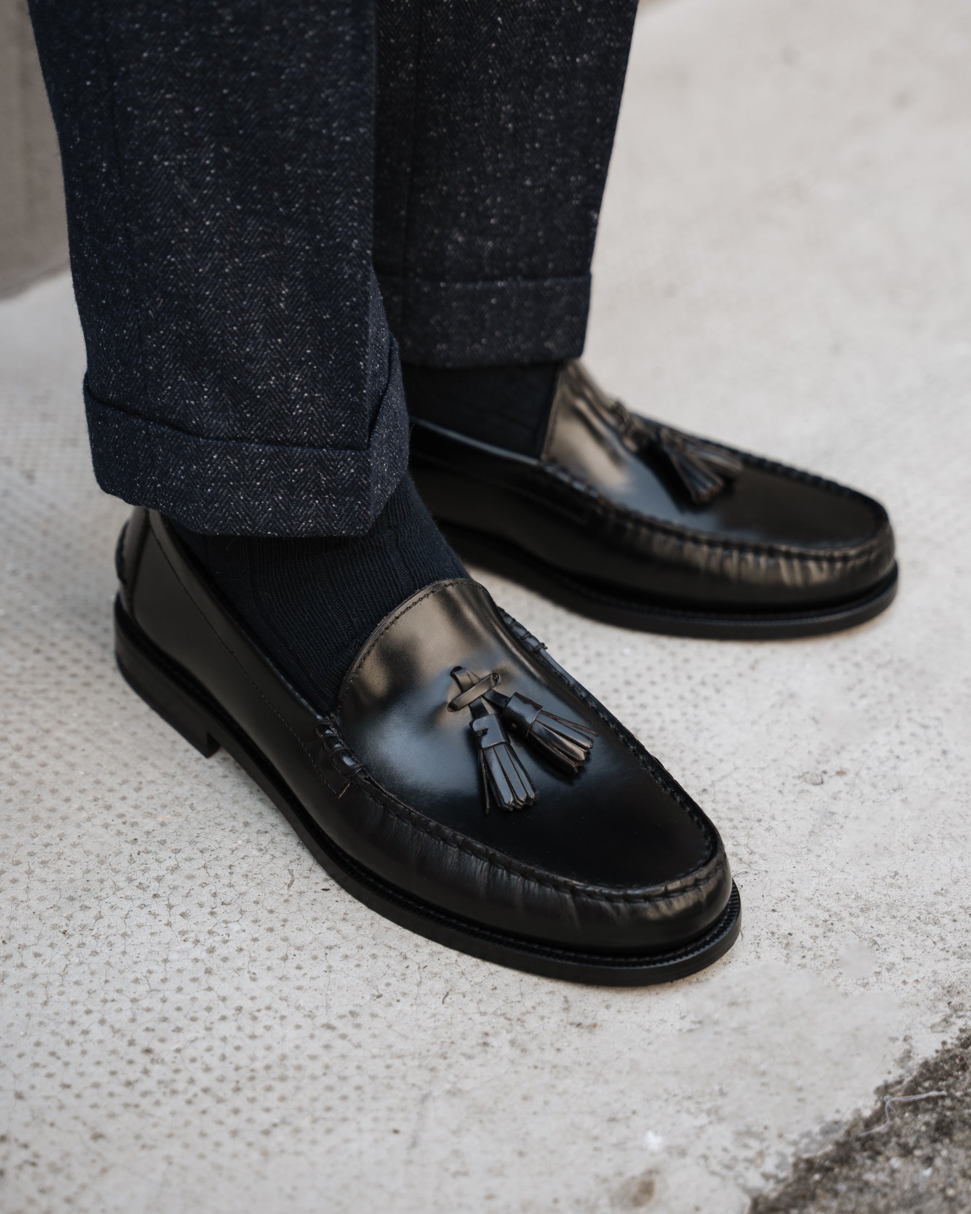 Vellano Marusee Black Leather Loafers
