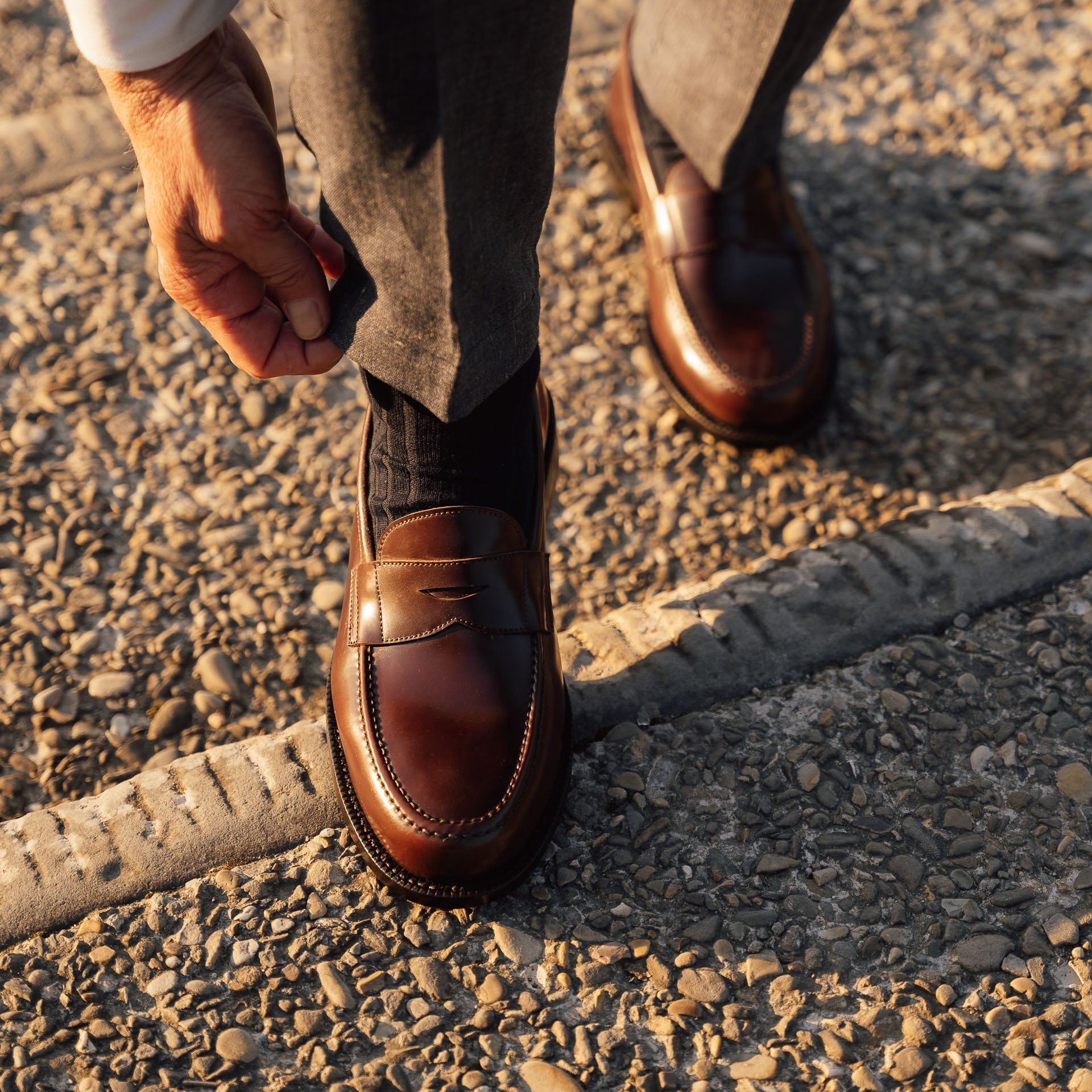 Vellano Eldwyne Dark Brown Cordovan Loafers
