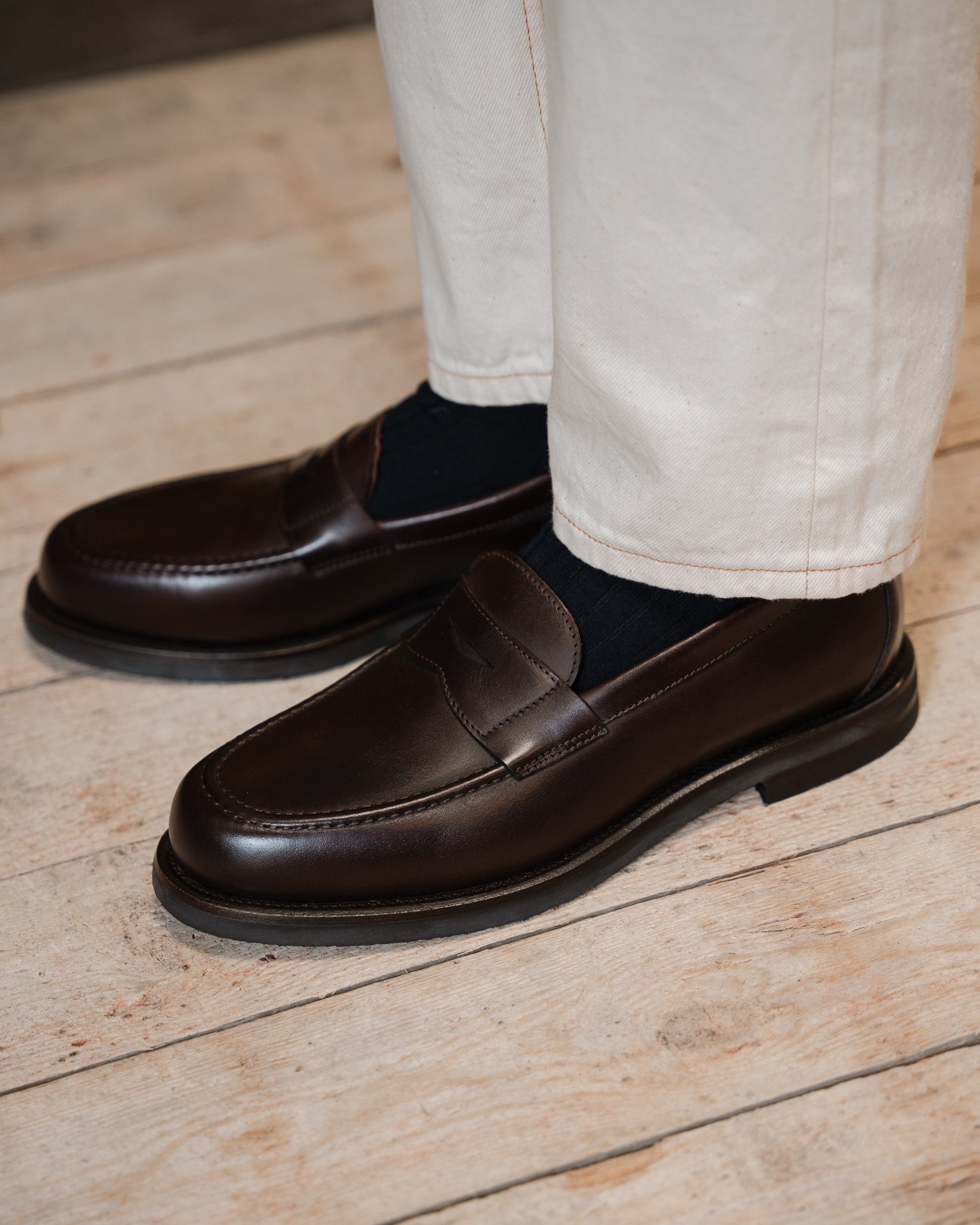 Vellano Harrowmere Greased Leather Penny Loafers Dark Brown