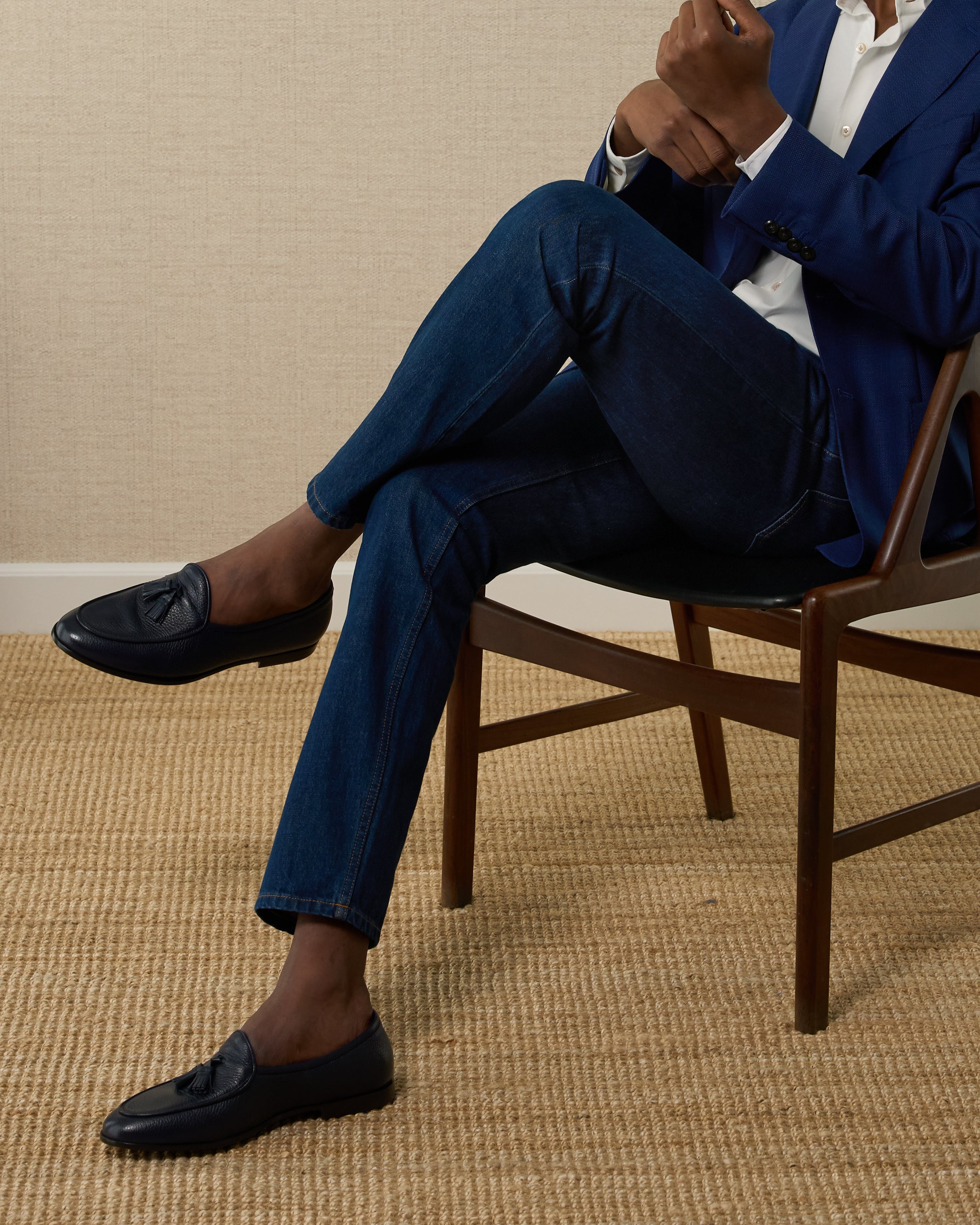 Vellano Classic Brown Leather Tassel Loafers