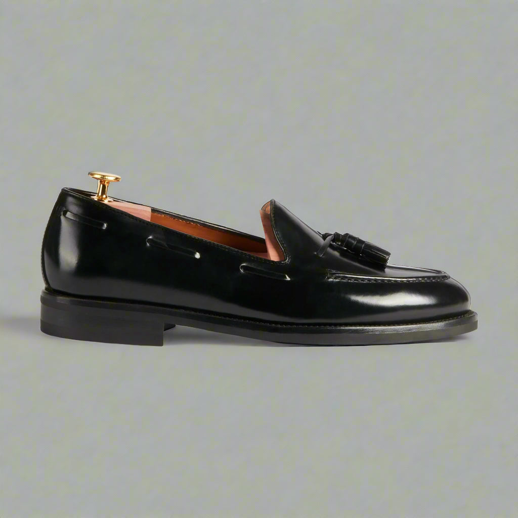 Vellano Halverton Black Abraded Tassel Loafers