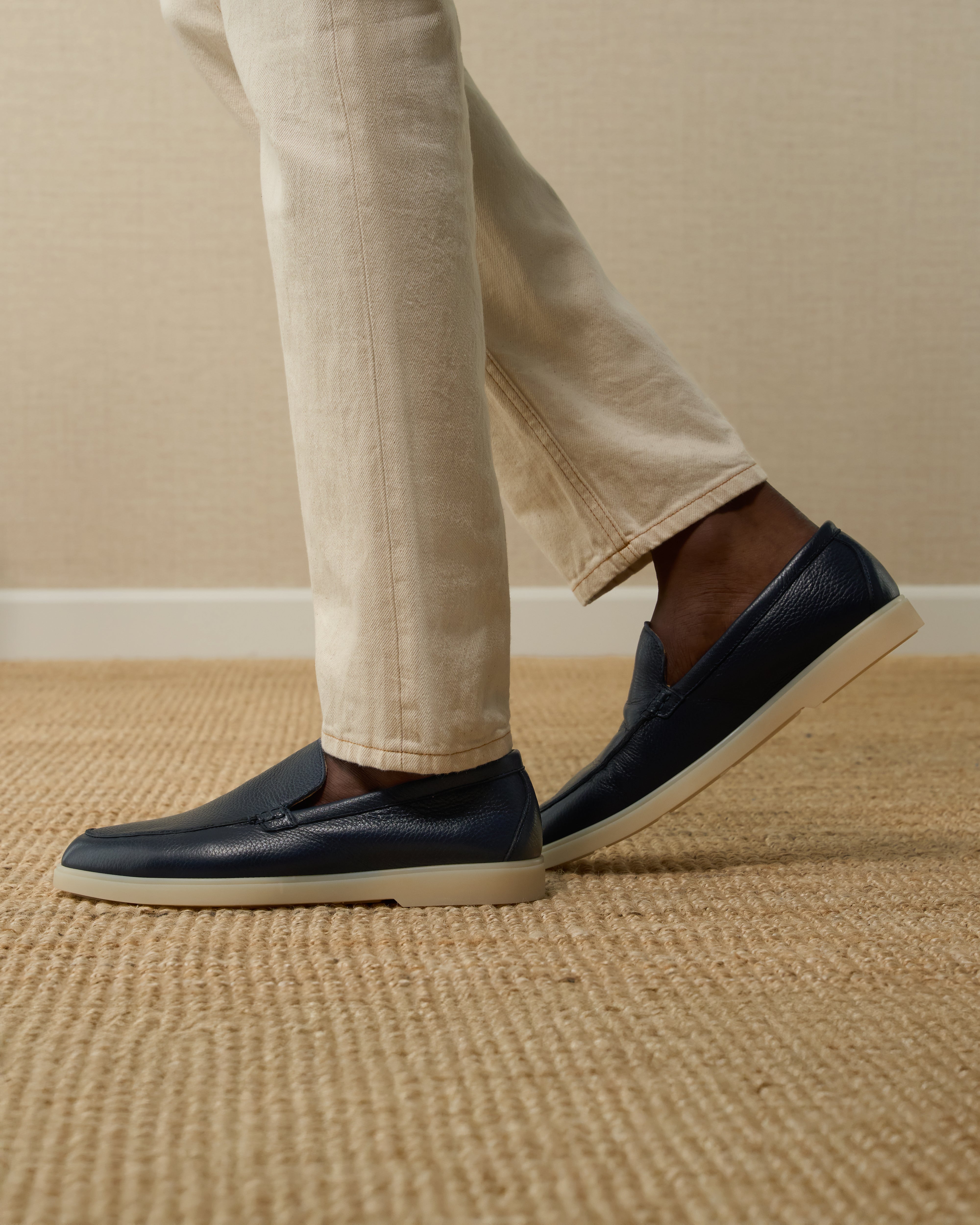 Vellano Calbridge Deer Leather Loafers in Blue