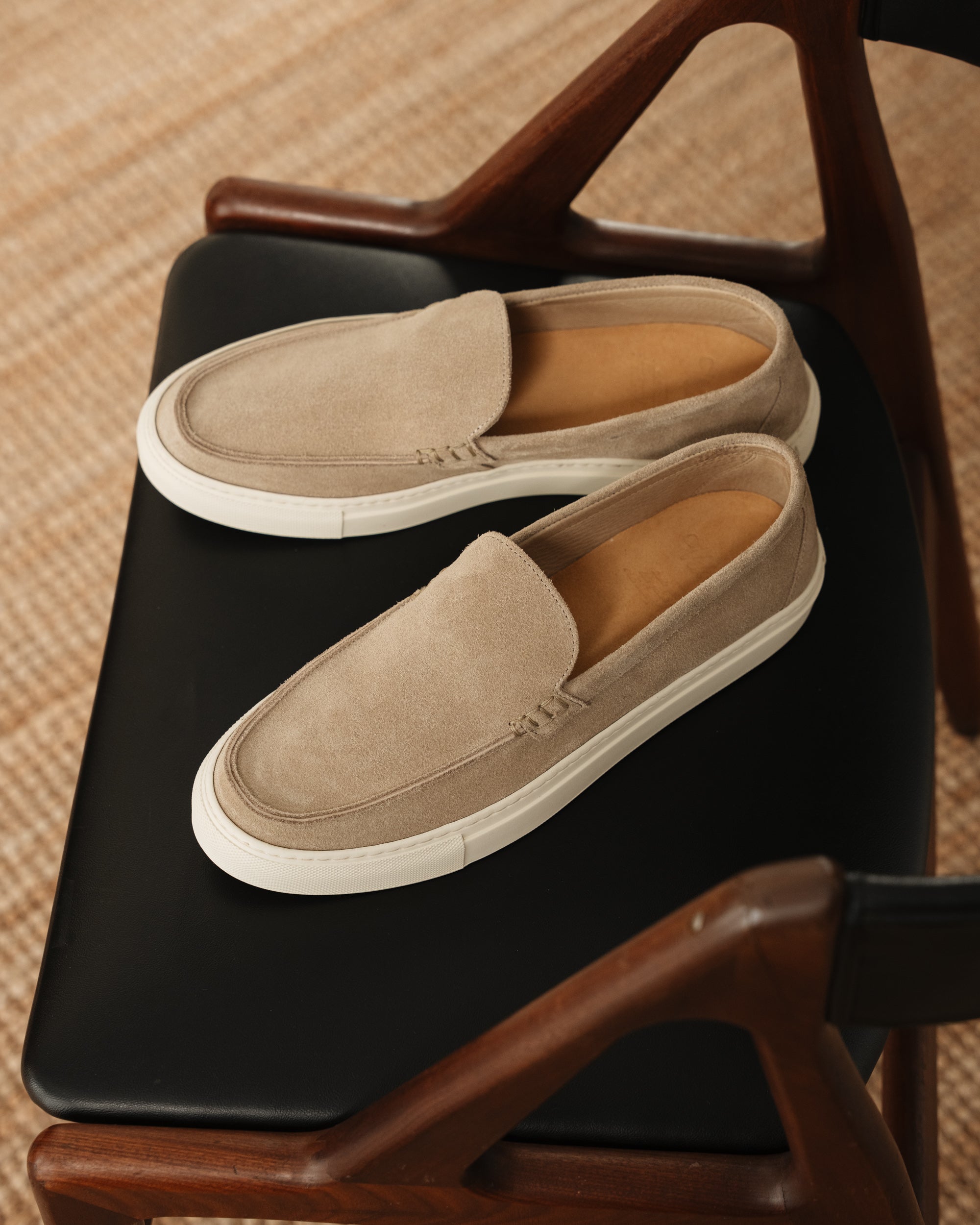 Vellano Thornmere Suede Loafers in Sand