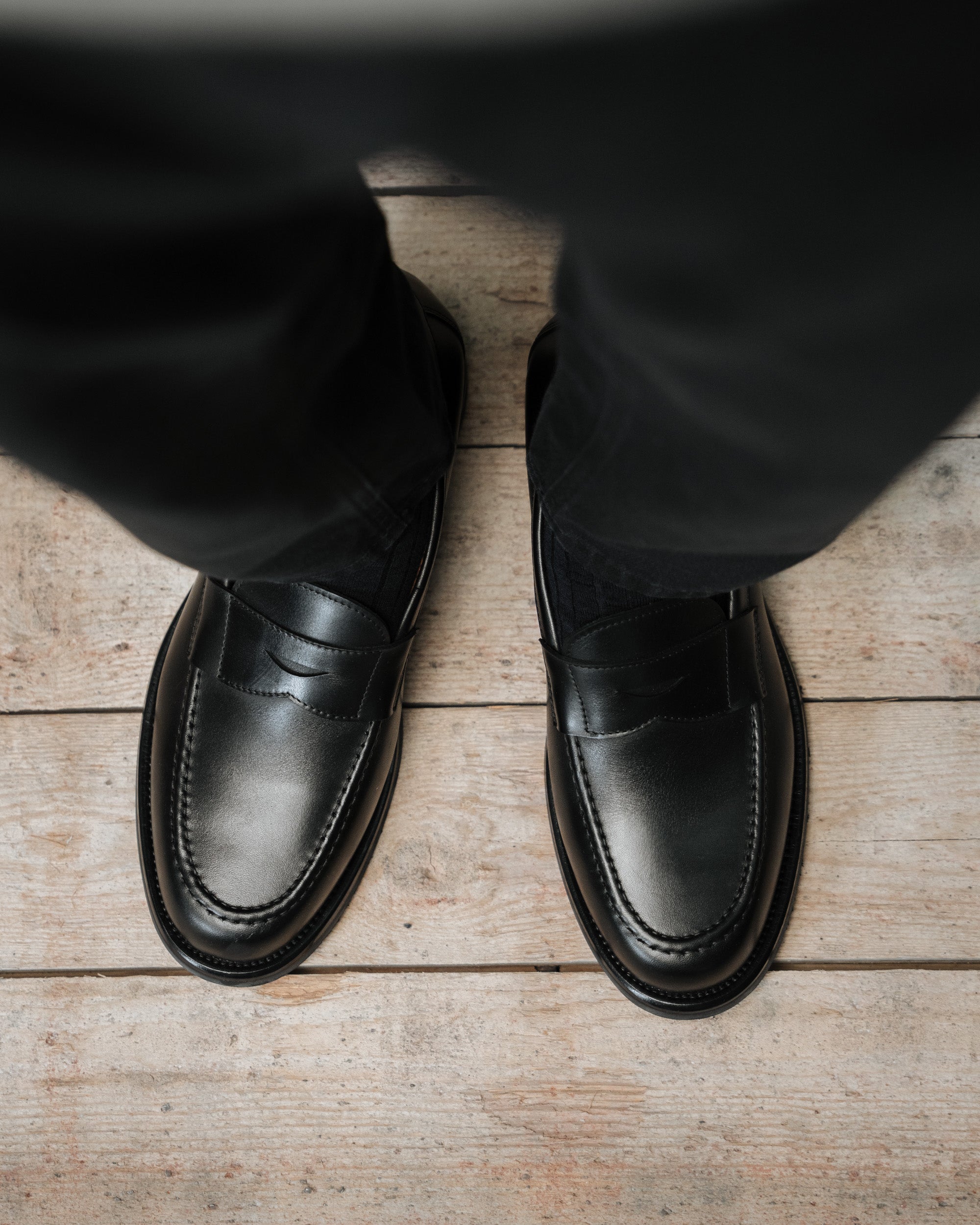 Vellano Harrowmere Greased Leather Penny Loafers Black