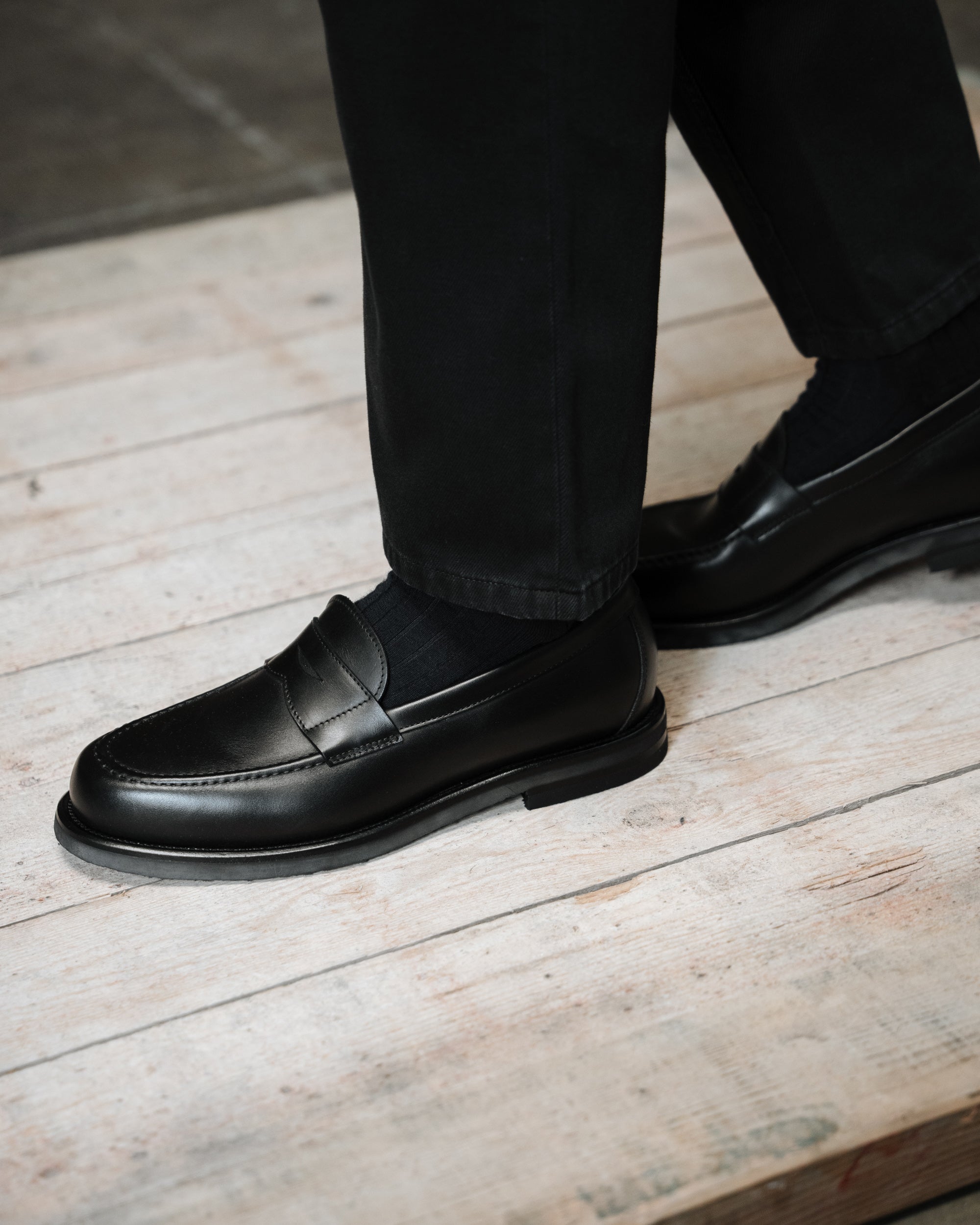 Vellano Harrowmere Greased Leather Penny Loafers Black