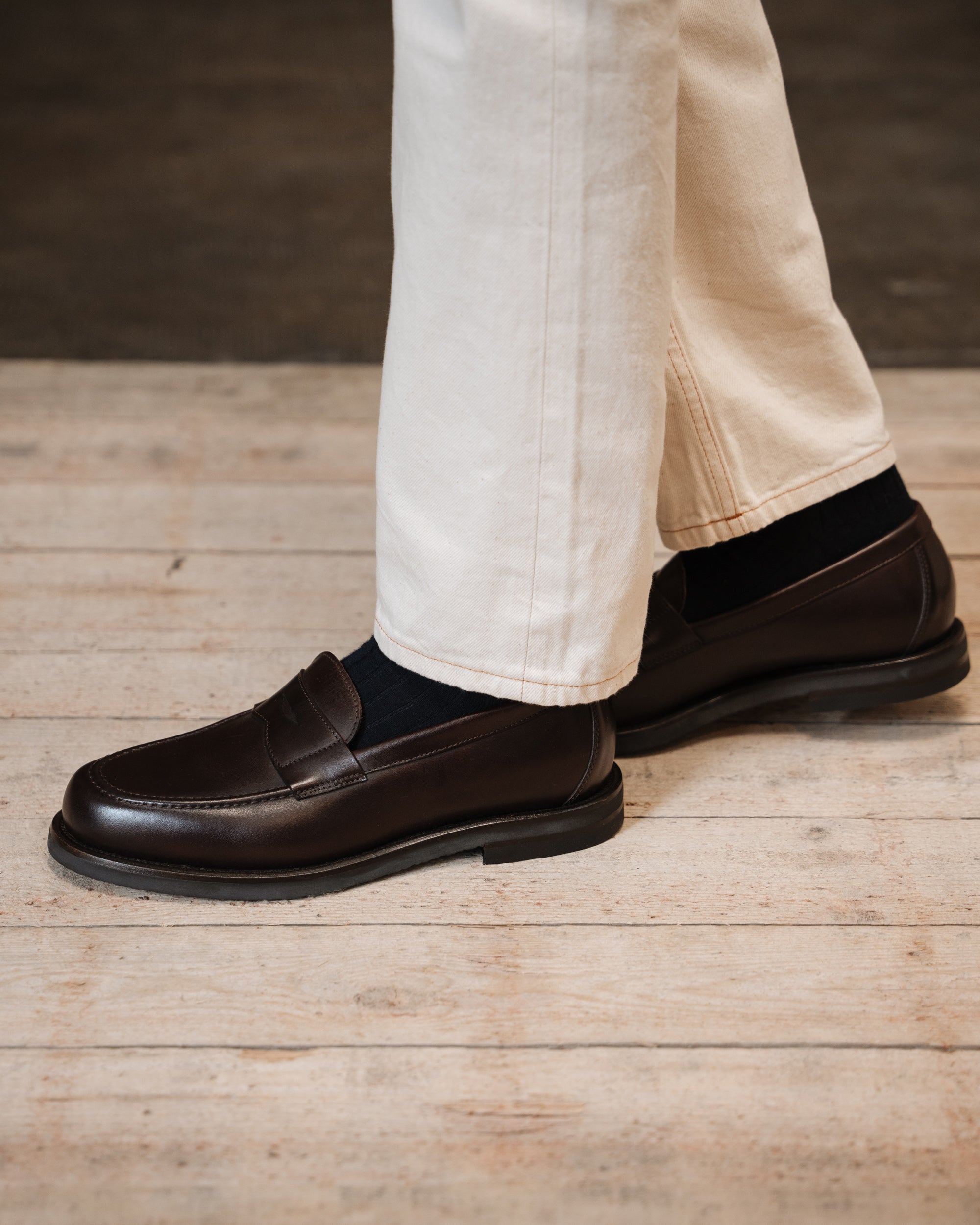 Vellano Harrowmere Greased Leather Penny Loafers Dark Brown