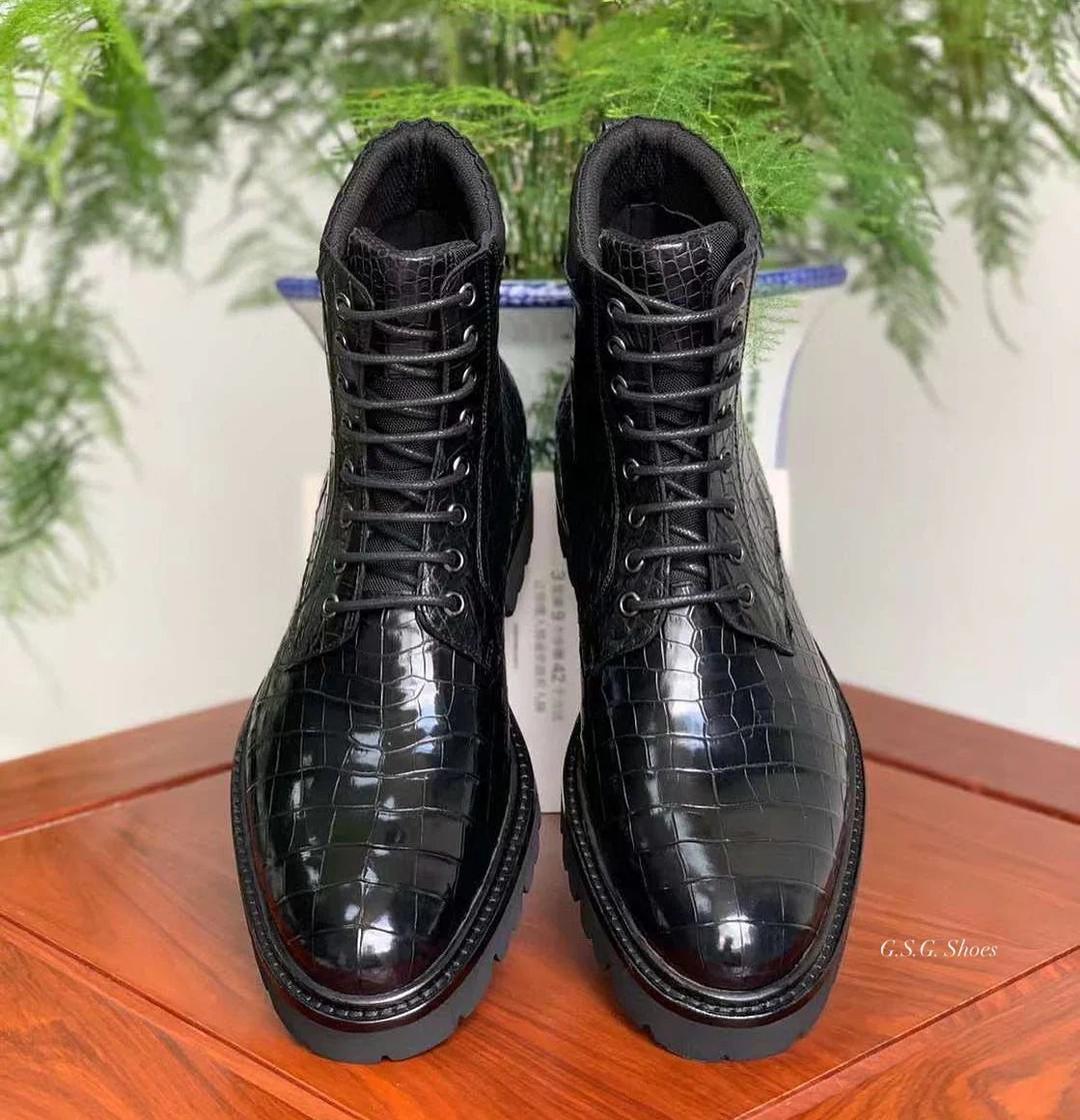 Vellano Caxias Black Croco Print Derby Boots