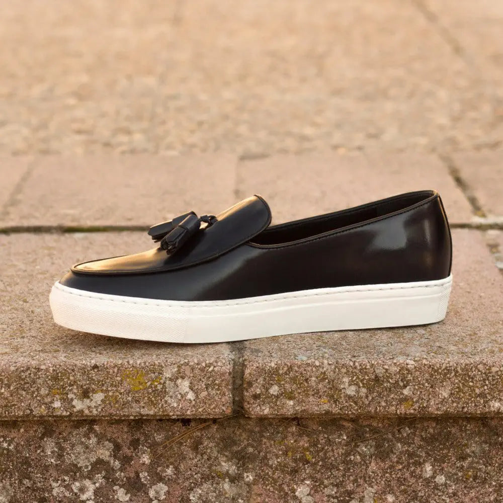Vellano Mathew Full Black Tassel Loafer Sneaker