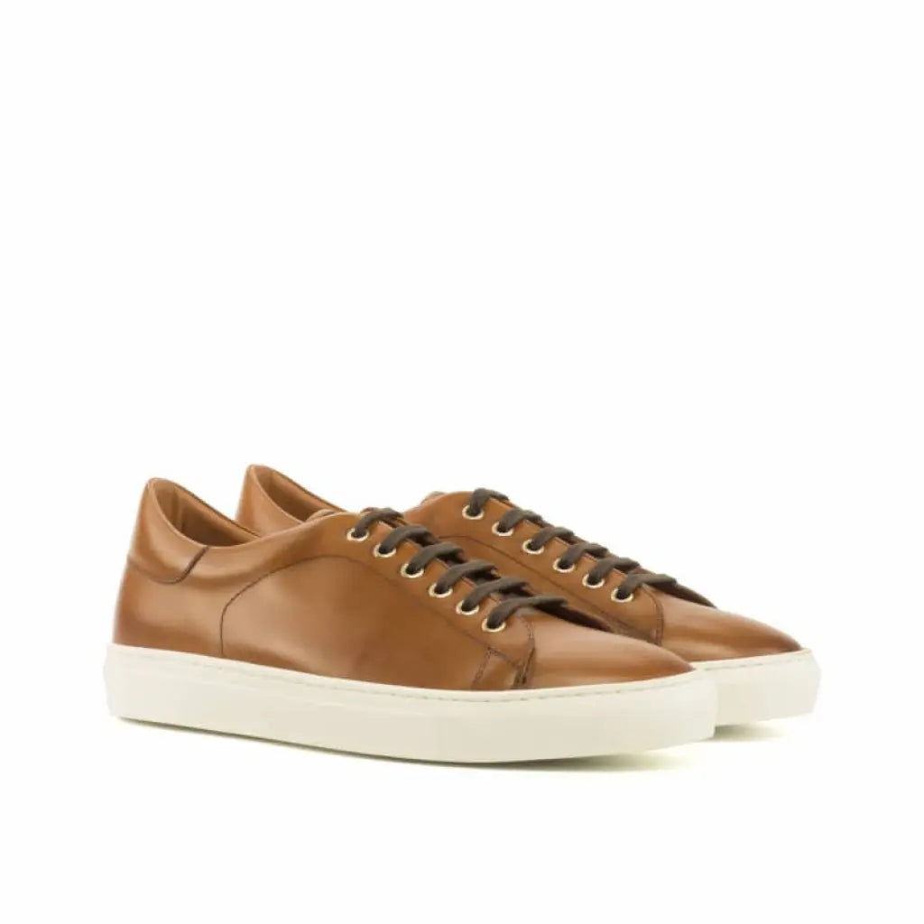 Vellano Sam Tan Classical Low Top Sneaker