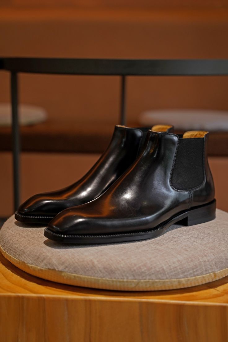 Vellano Valemont Rise Handcrafted Wholecut Chelsea Boots for Men’s Formal Wear