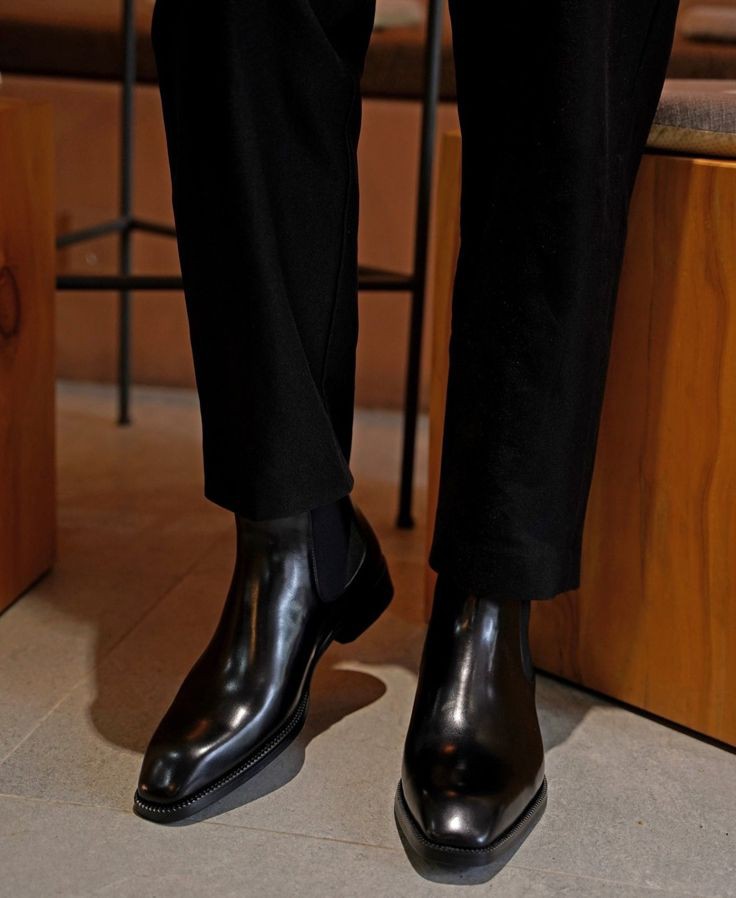 Vellano Valemont Rise Handcrafted Wholecut Chelsea Boots for Men’s Formal Wear