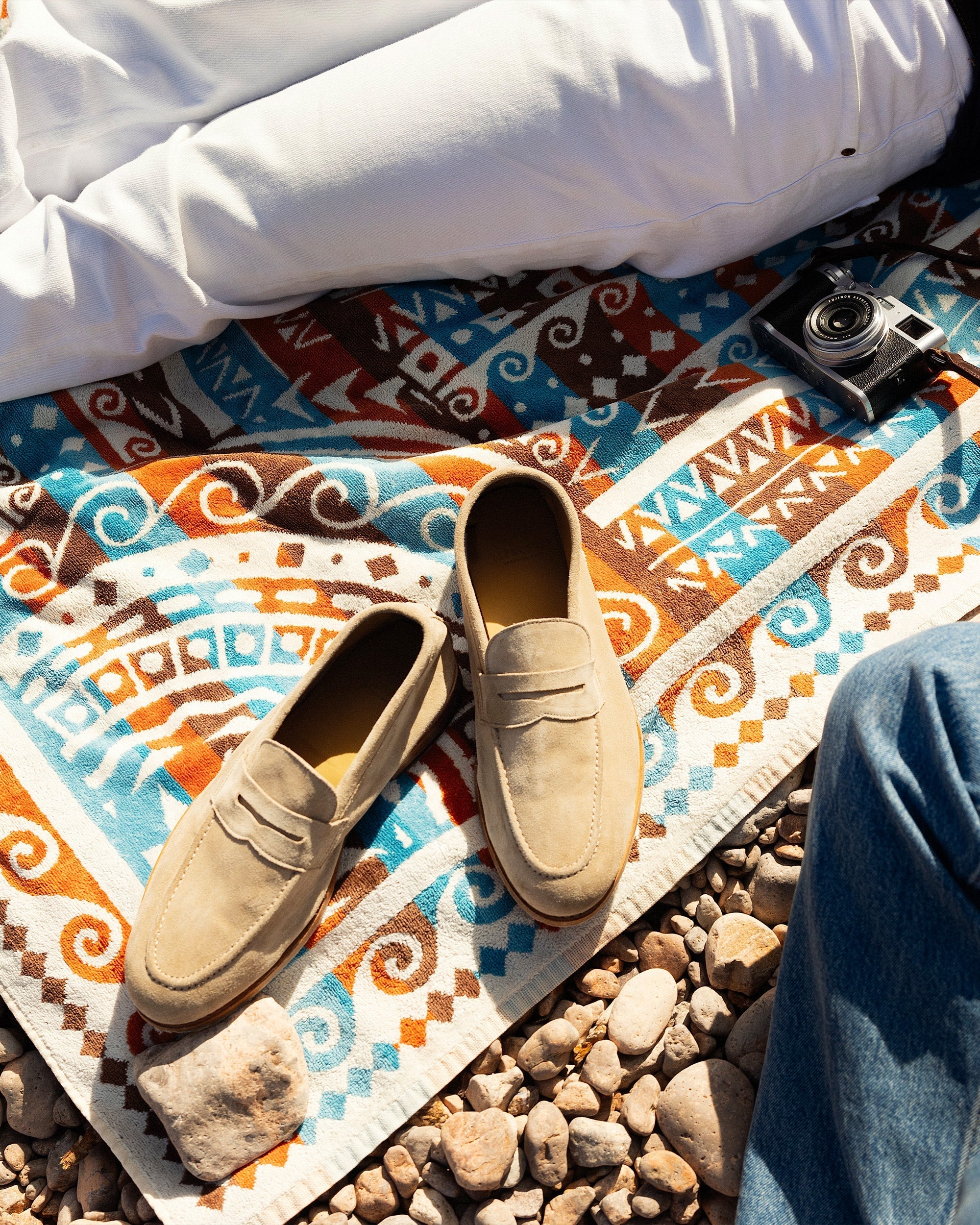 Vellano Lysekil Sand Suede Loafer