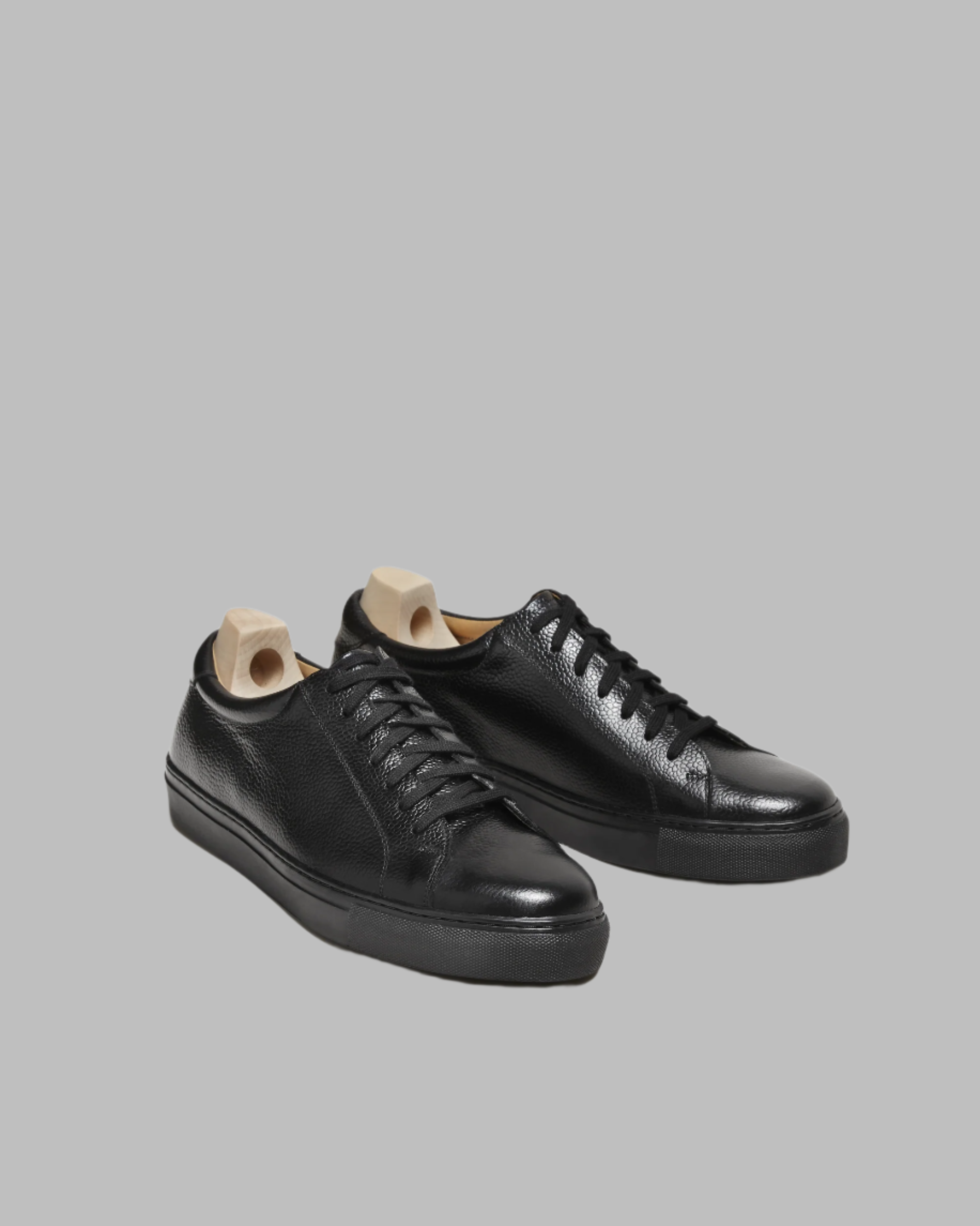 Vellano Oaxen Black Leather Sneaker