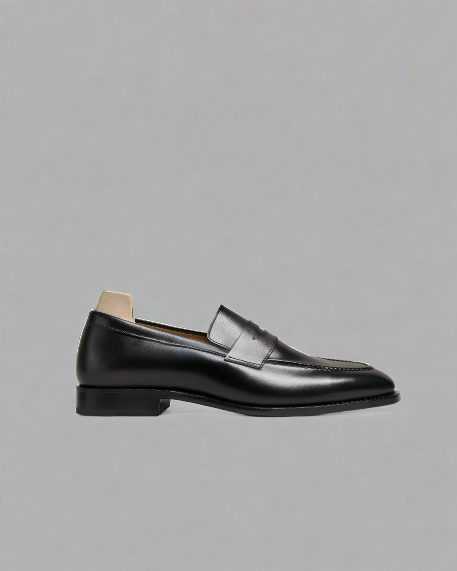 Vellano Smogen Black Leather Loafer