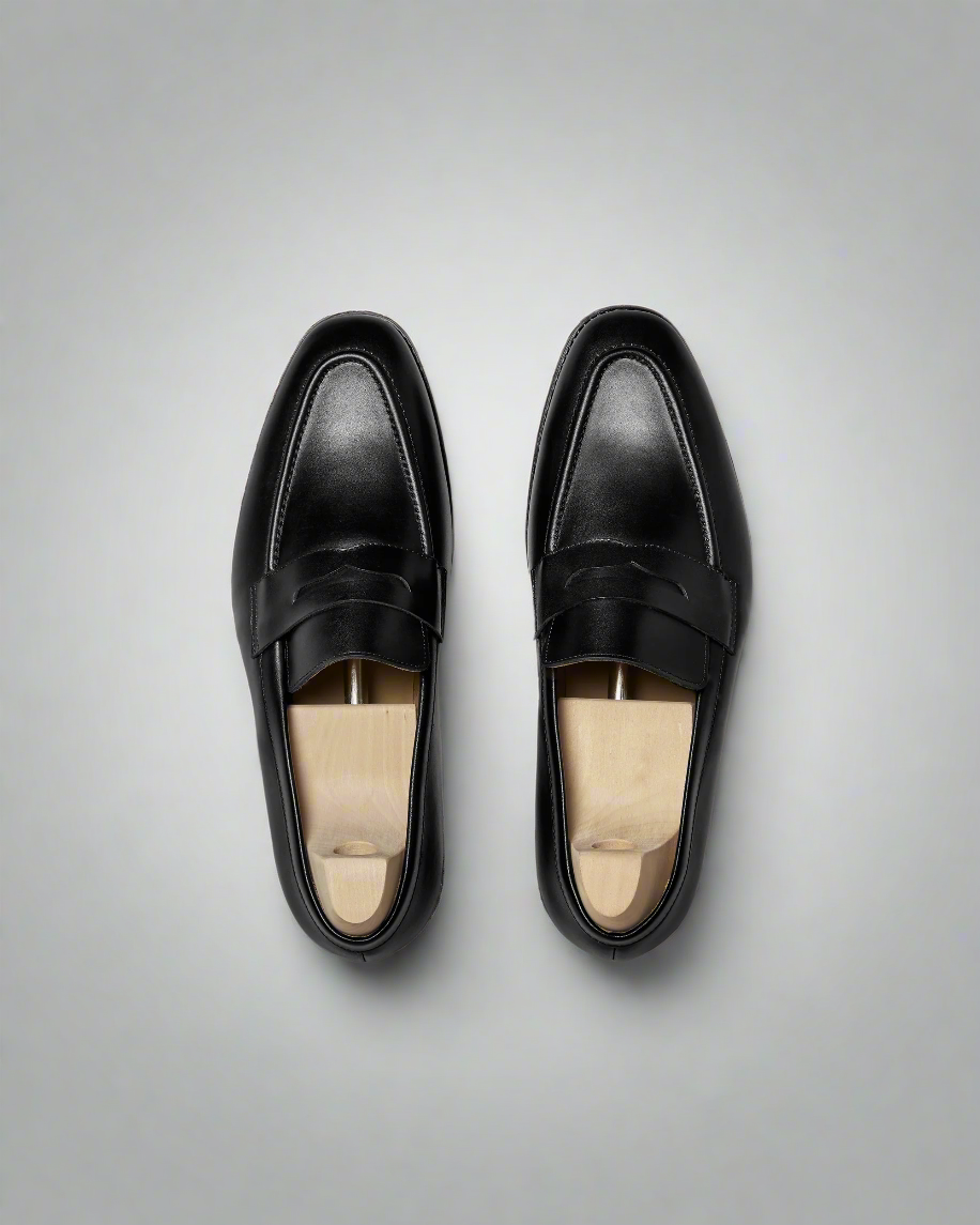 Vellano Smogen Black Leather Loafer