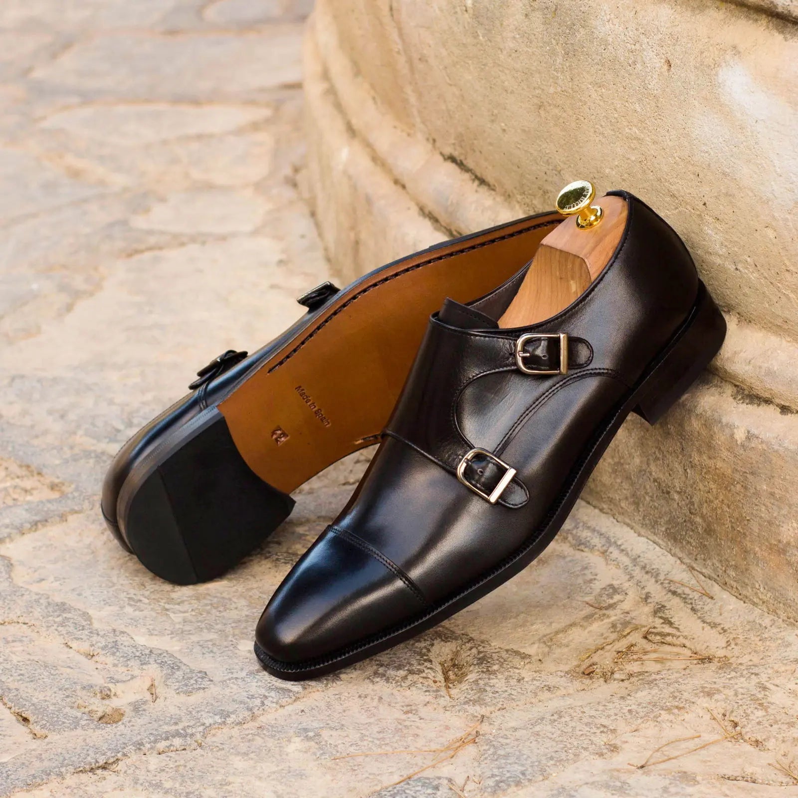 Vellano Brett Black Double Monk