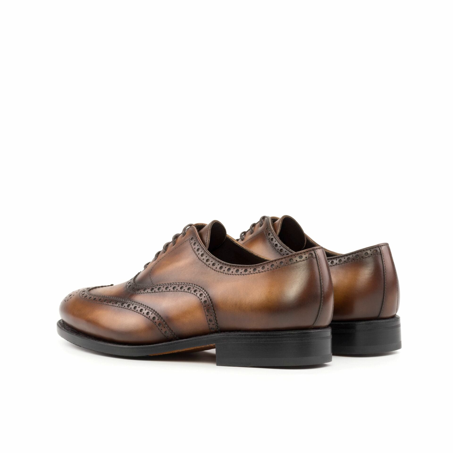 Vellano Carl Handpainted Wingtip Brogue