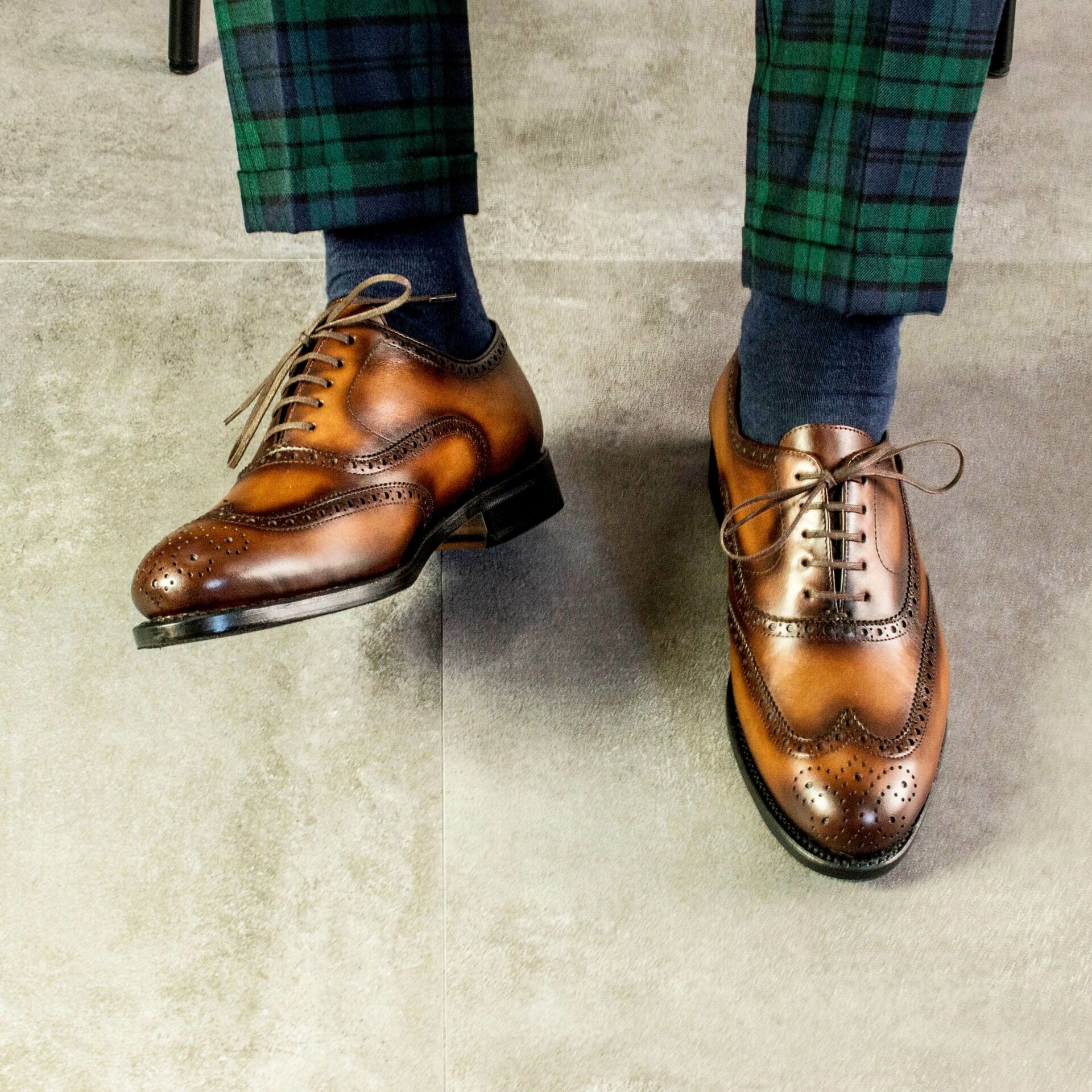 Vellano Carl Handpainted Wingtip Brogue