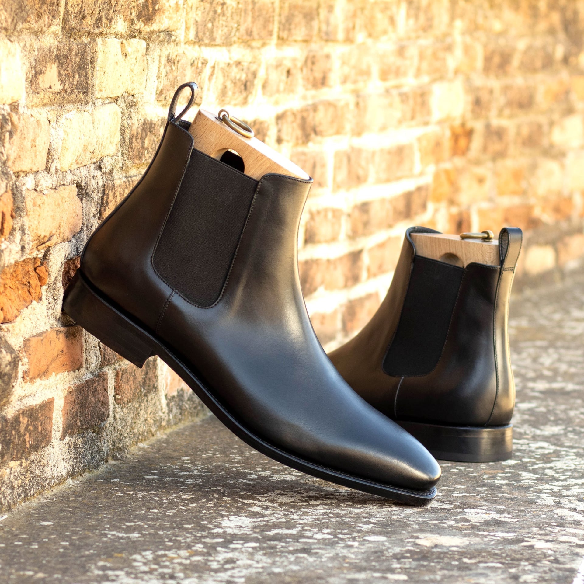 Vellano Adam Black Crust Premium Chelsea Boot