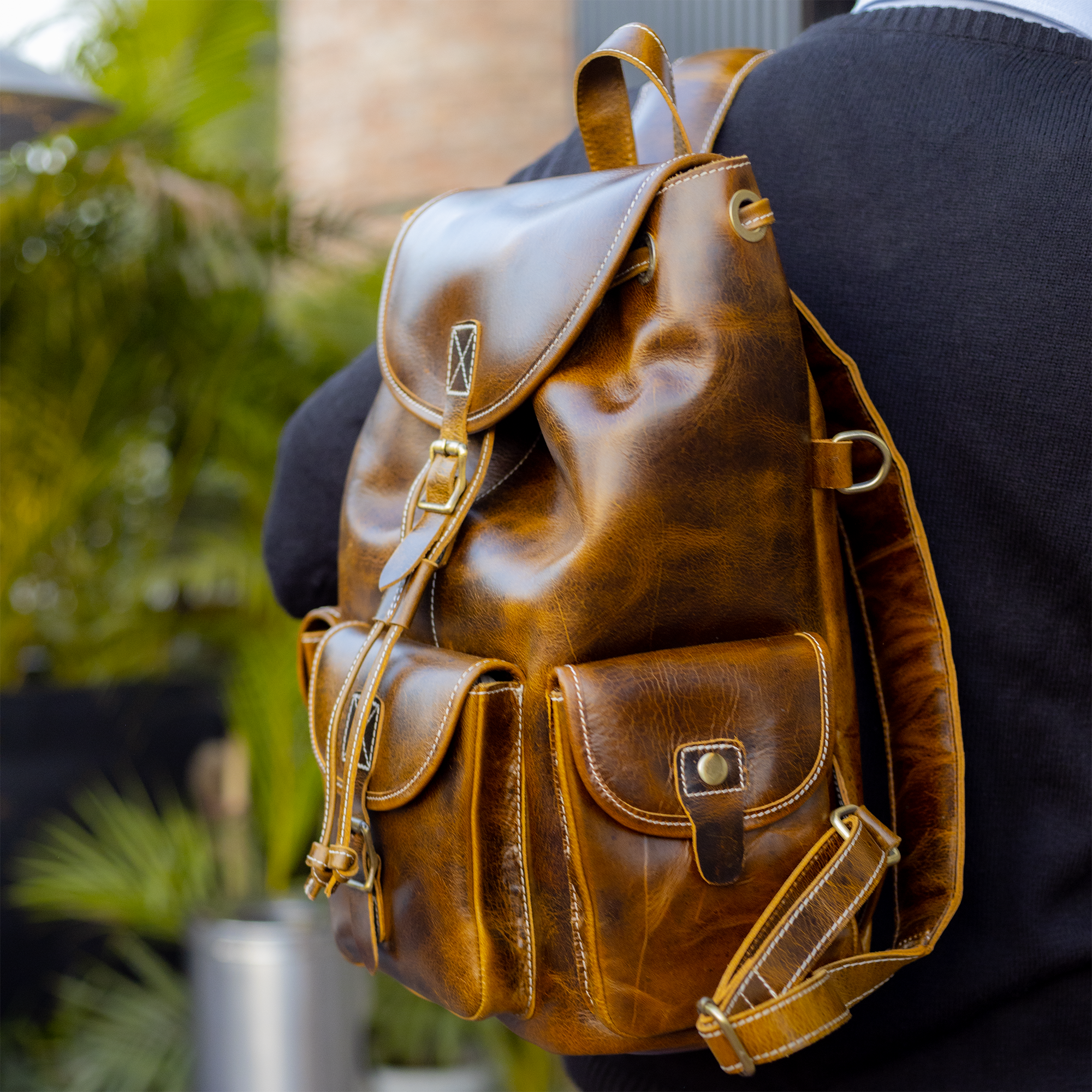 Vellano Trailbound Legacy Vintage Leather Explorer Backpack