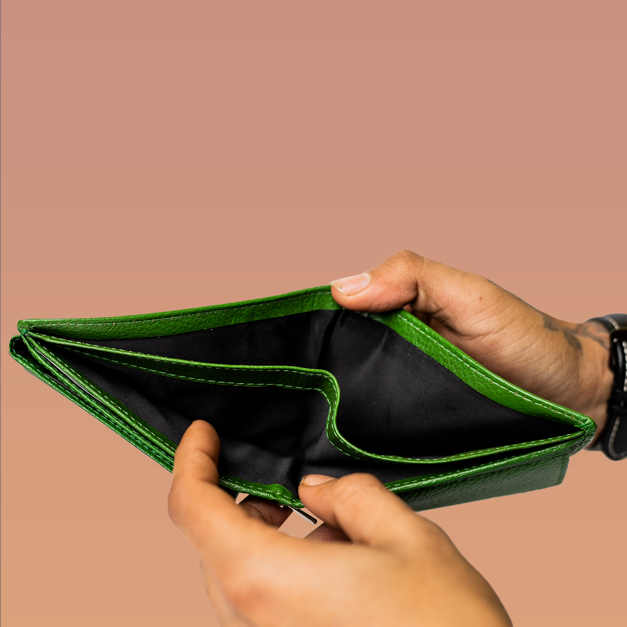 Vellano Slim RFID Wallet in Imported Leather for Secure Everyday Use