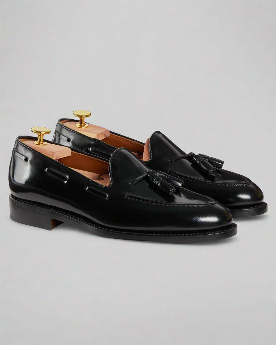 Vellano Halverton Black Tassel Loafers in Smooth Leather