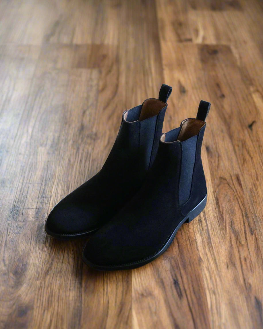 Vellano Redfield Chelsea Leather Boots