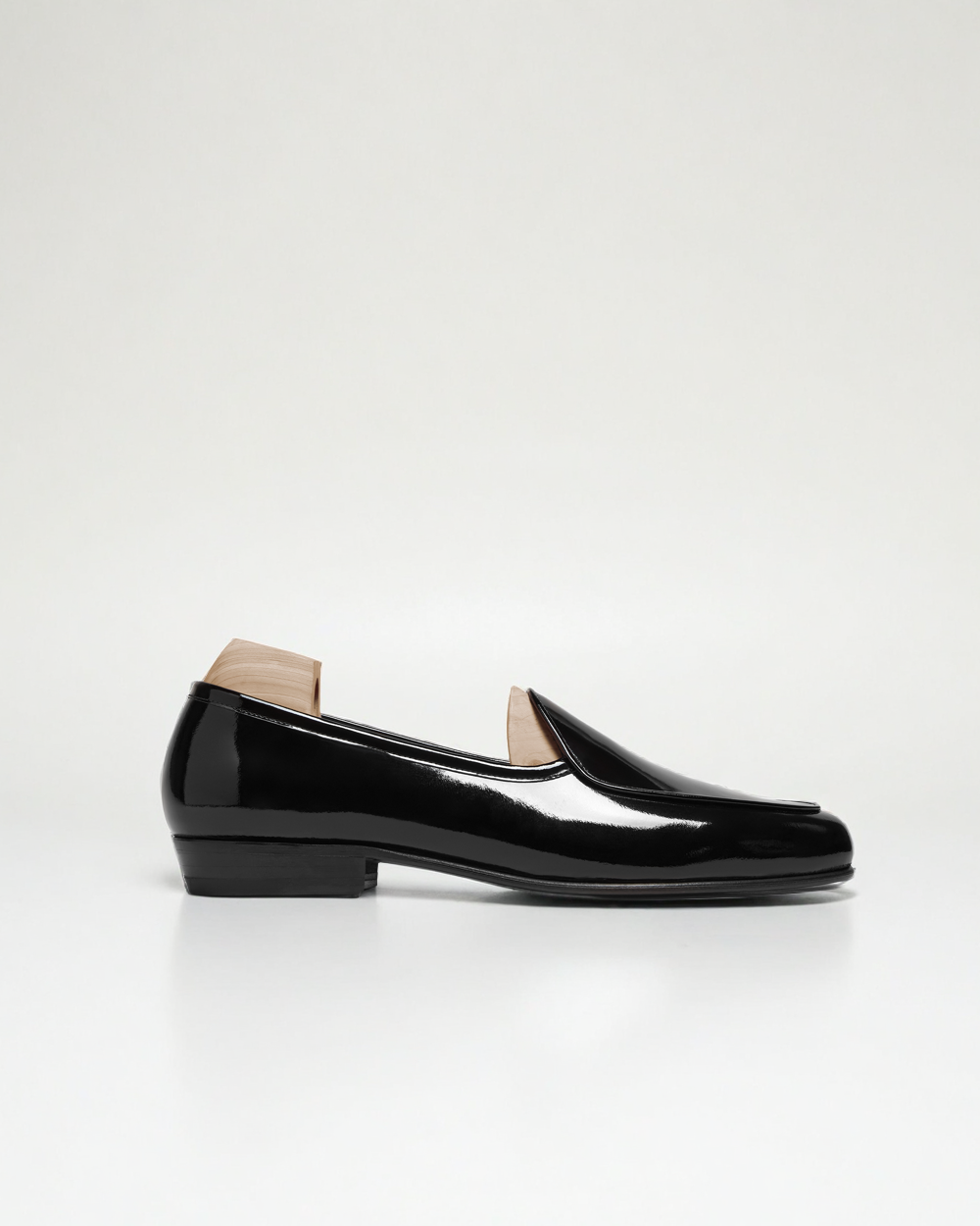 Vellano Angby Black Patent Leather Loafers
