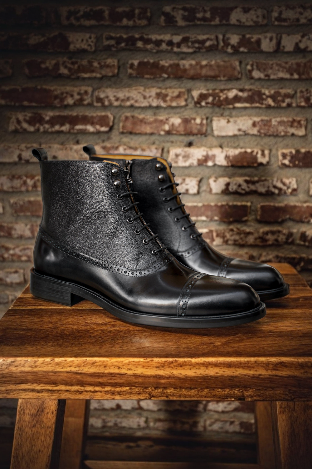 Vellano Dunhaven Brown Leather Lace Up Boots