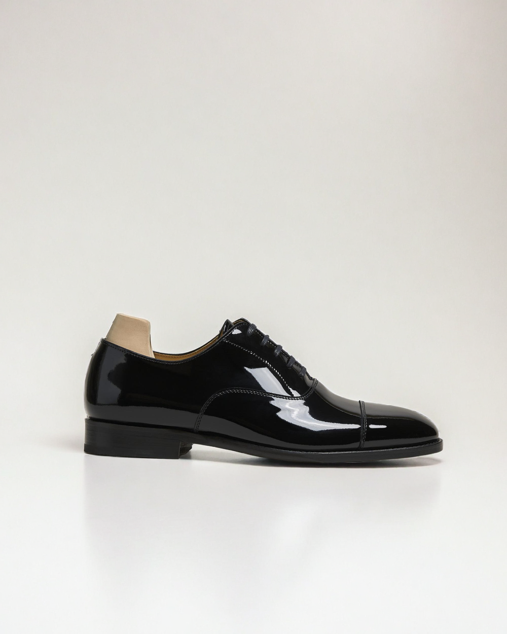 Vellano Vinterviken Patent Leather Shoes