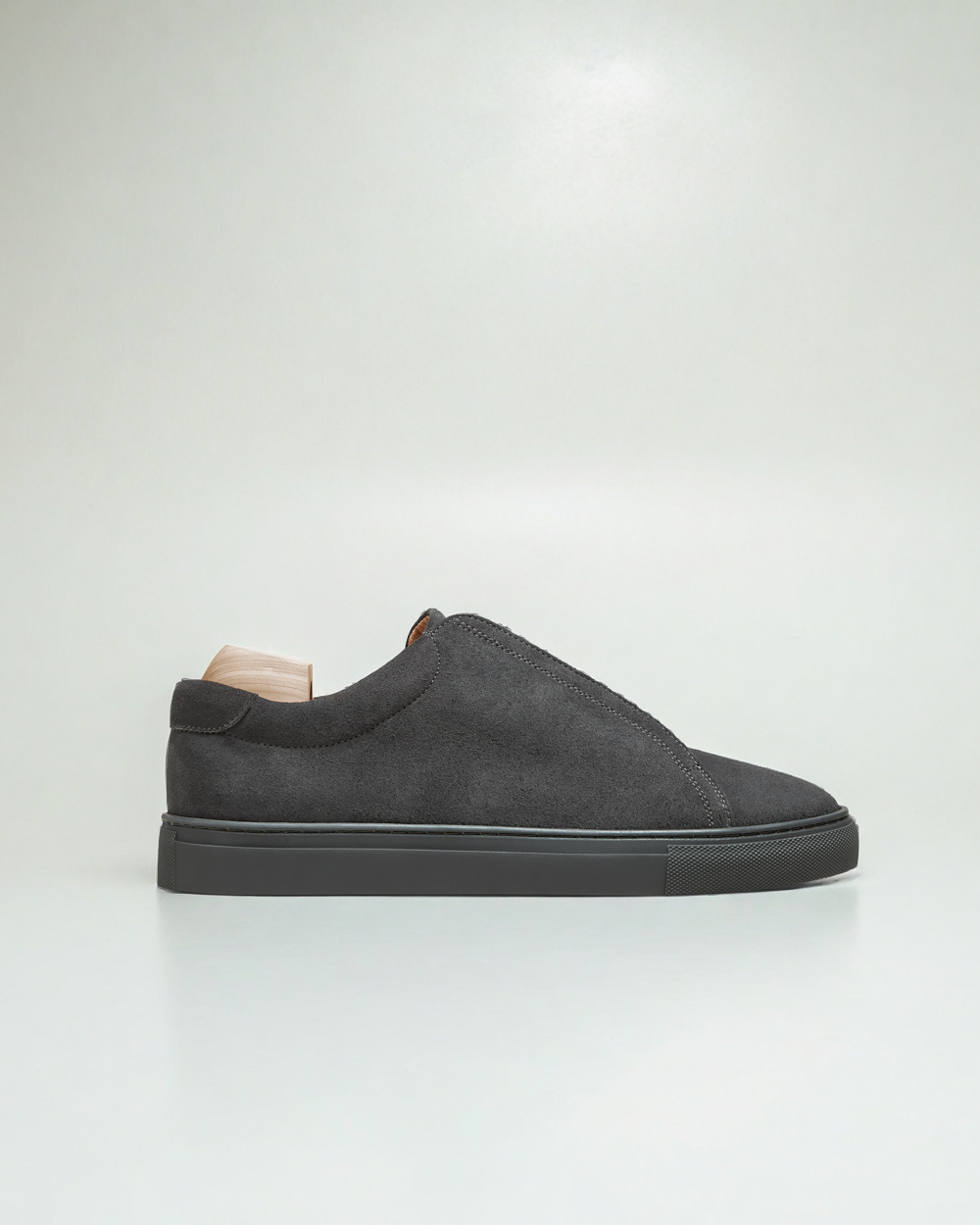 Vellano Alno Dark Grey Suede Slip On Sneakers