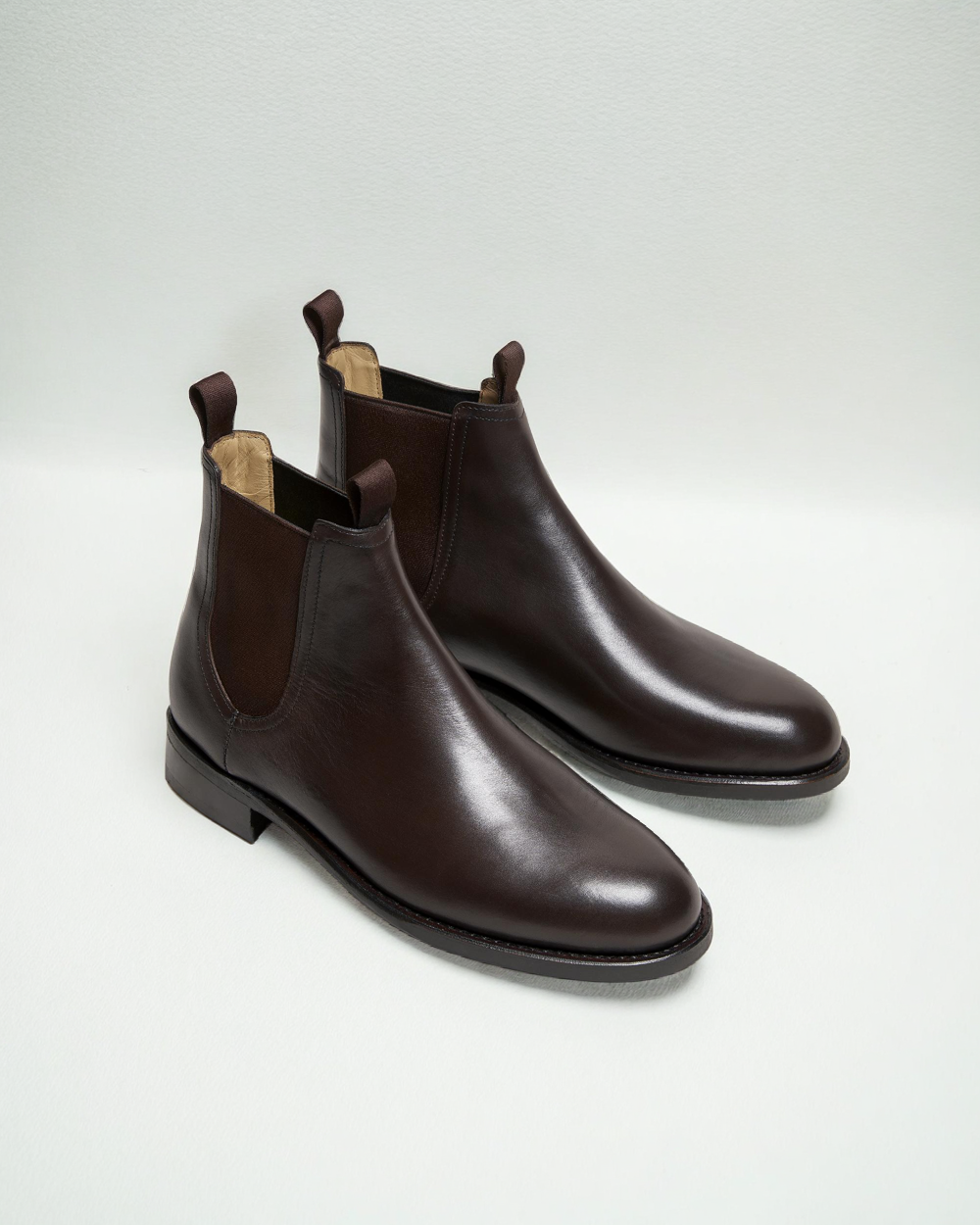 Vellano Elfvik Brown Leather Chelsea Boot