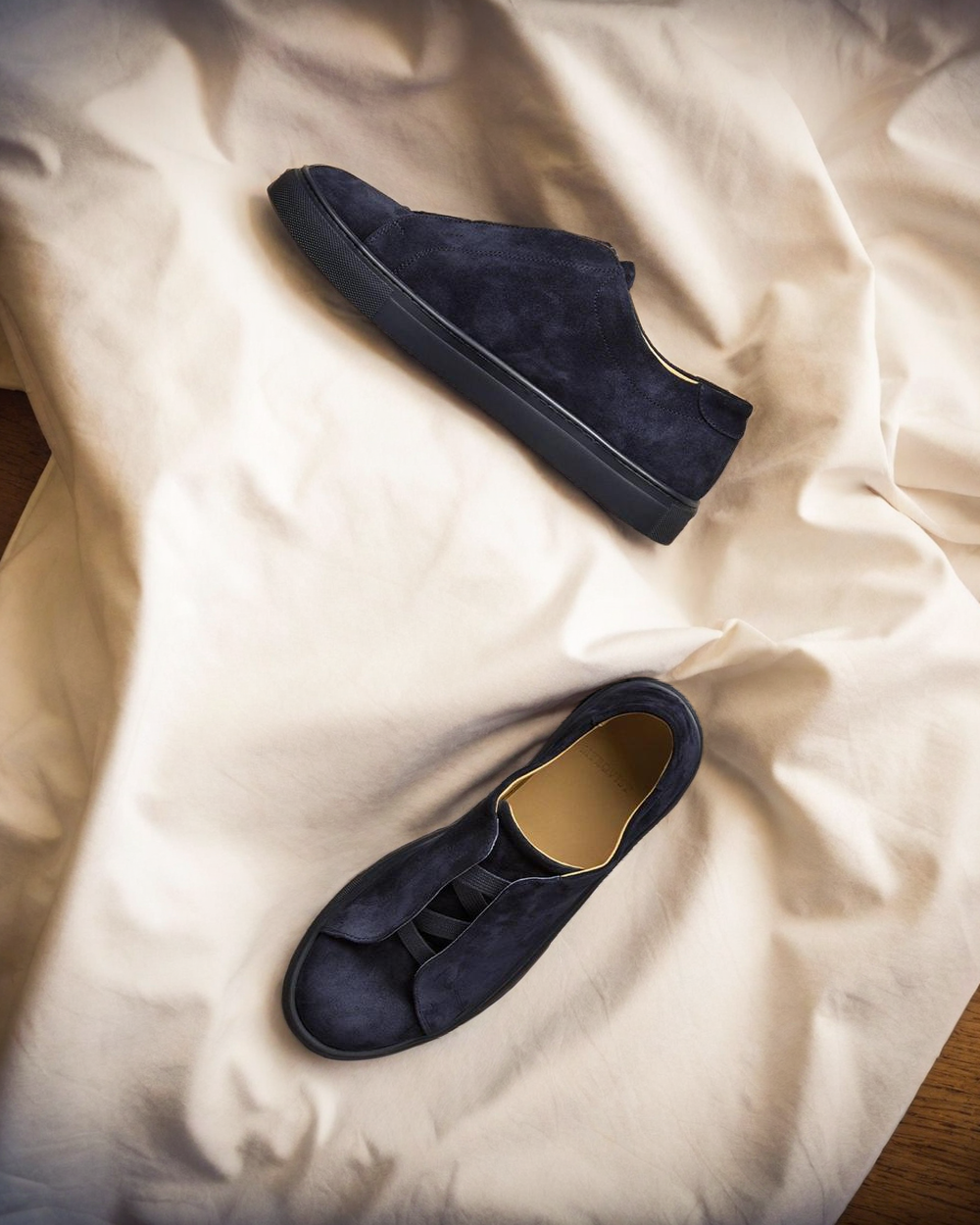 Vellano Alno Midnight Blue Suede Sneakers