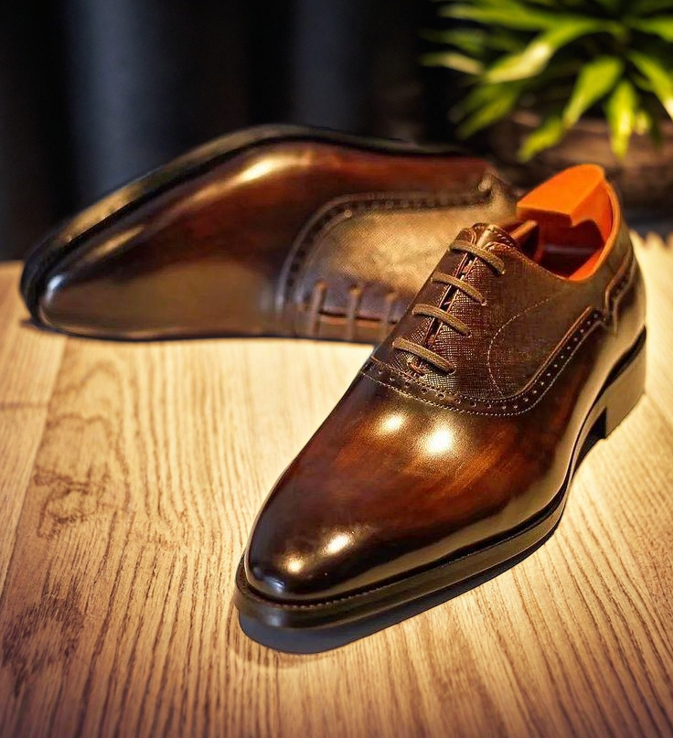 Vellano Wexley Black Leather Lace Ups