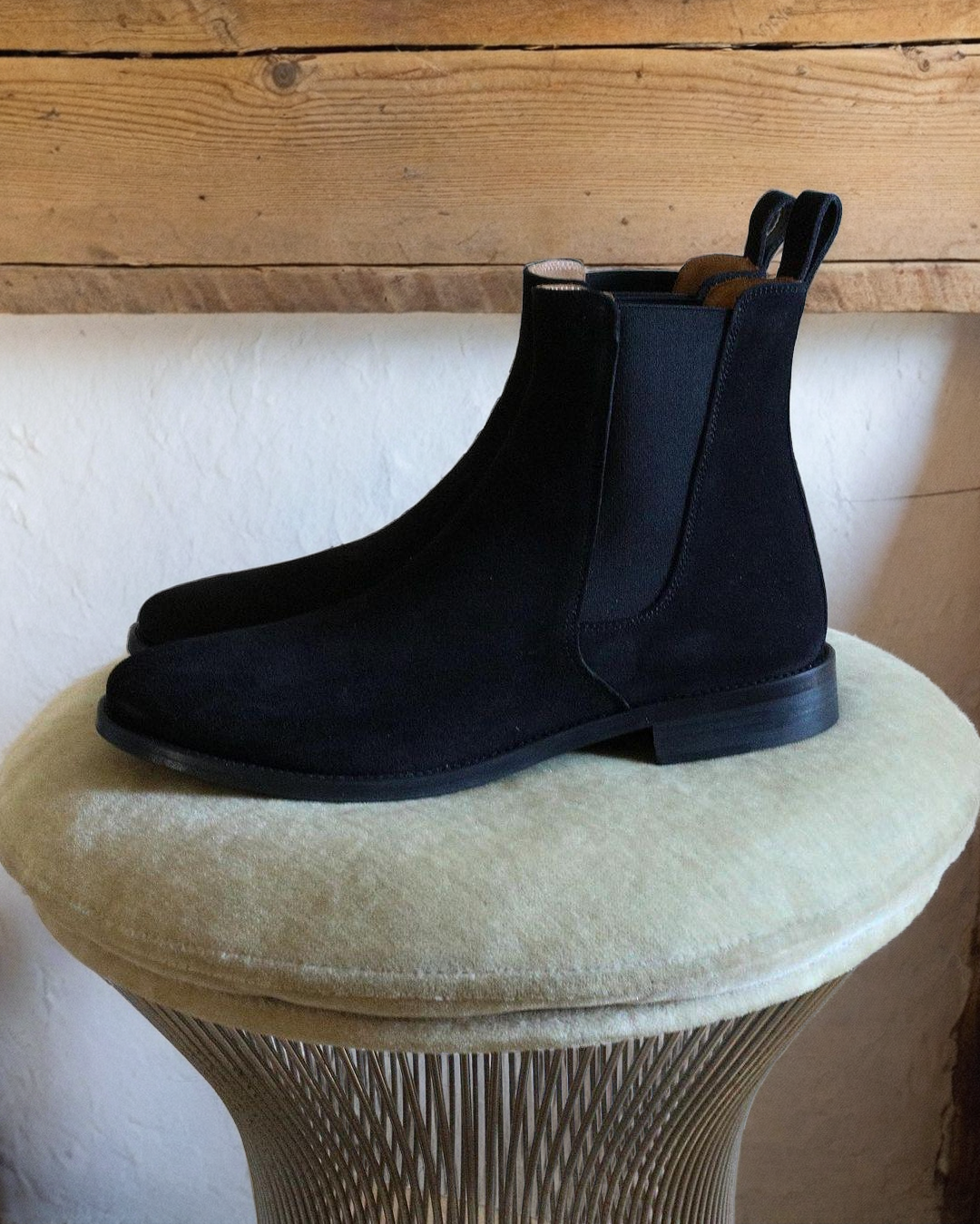 Vellano Redfield Chelsea Leather Boots